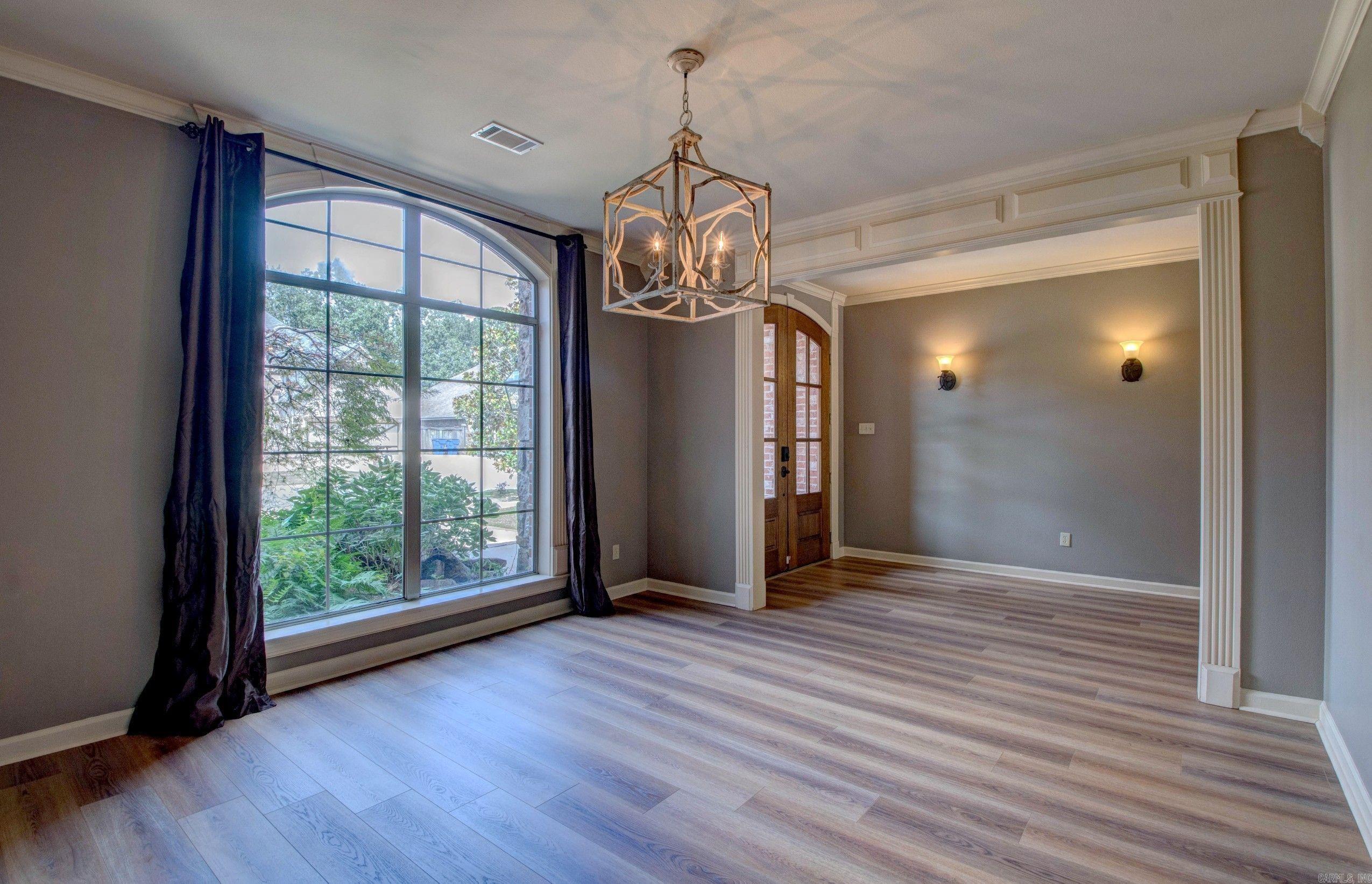 128 Marseille Dr  Maumelle, AR