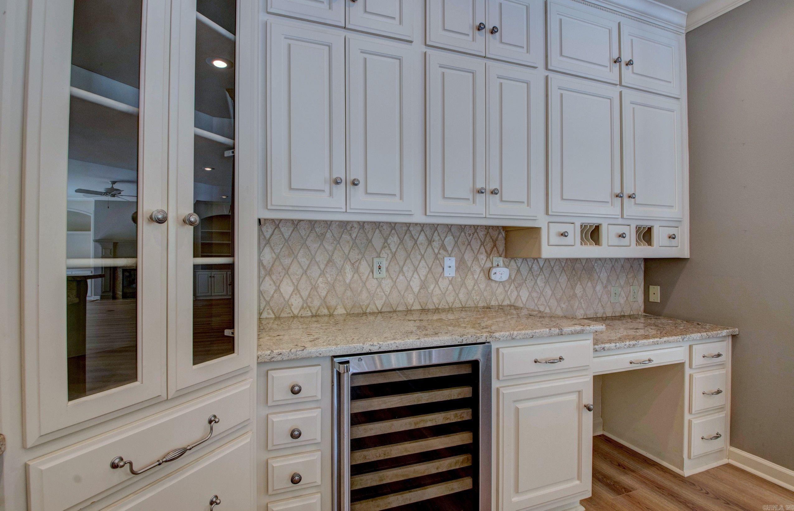 128 Marseille Dr  Maumelle, AR
