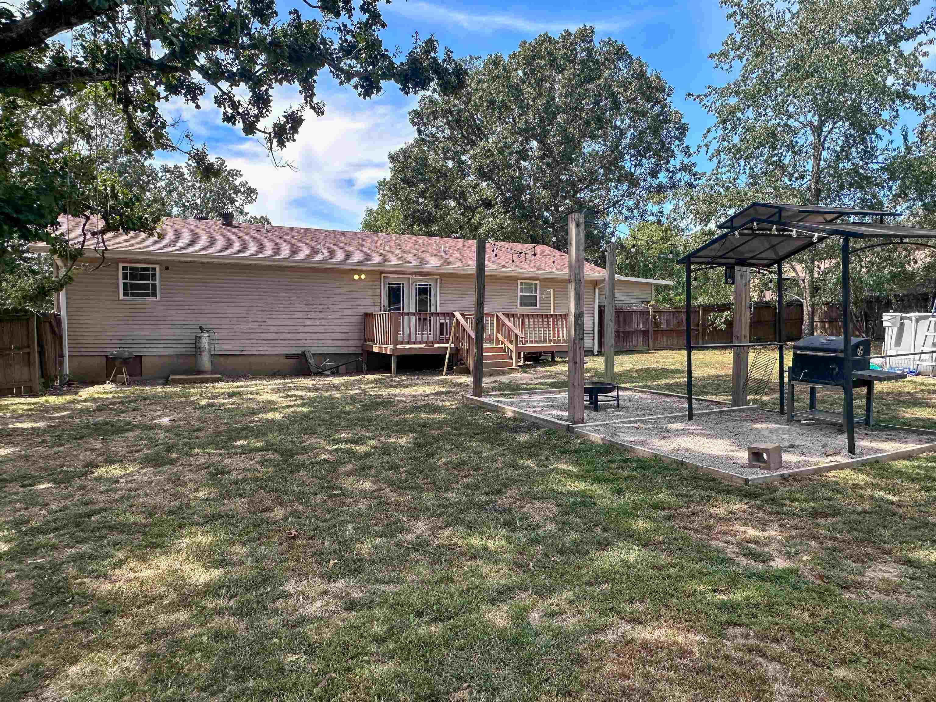 34 Alma  Highland, AR