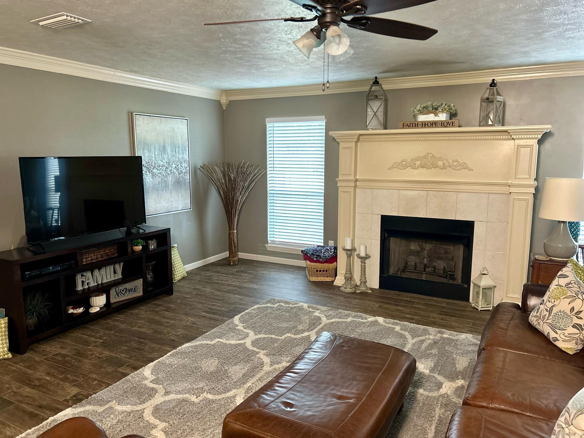 6 Dennis  Vilonia, AR