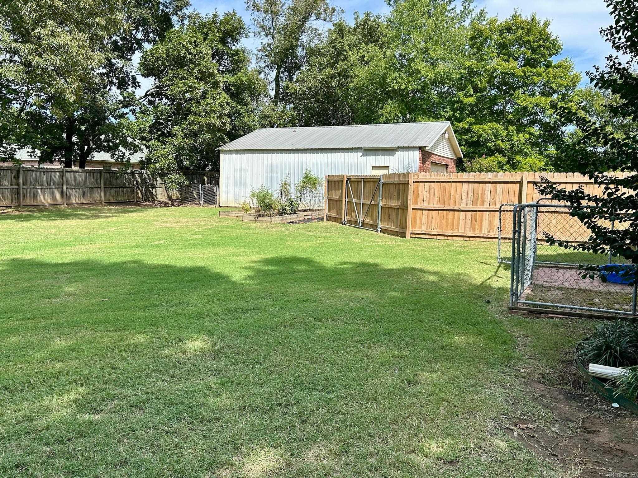 6 Dennis  Vilonia, AR