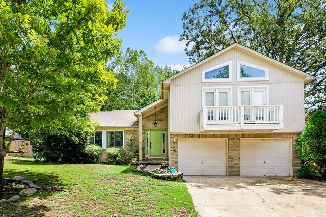 1024  River Oaks  Benton, AR