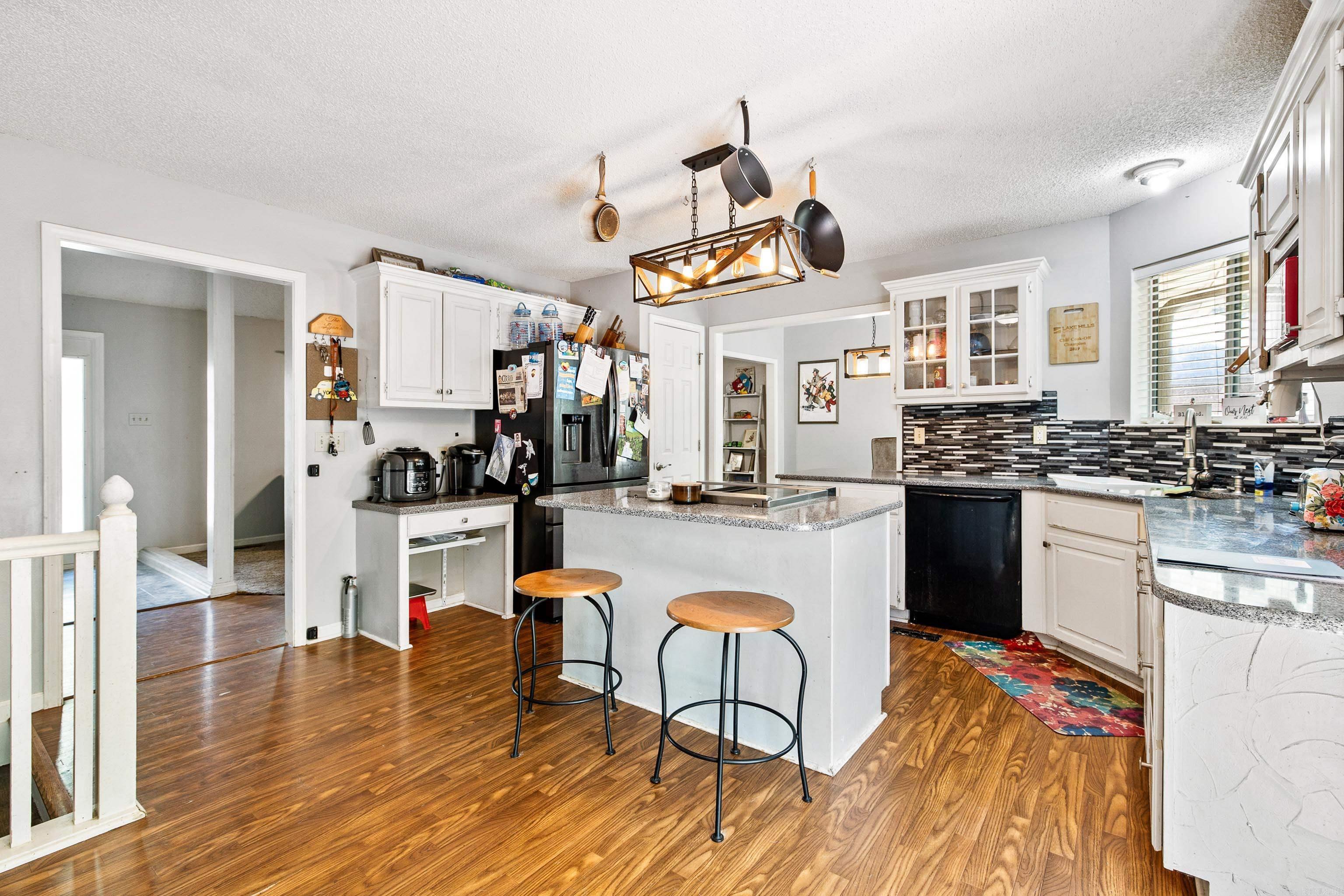 1024 River Oaks  Benton, AR