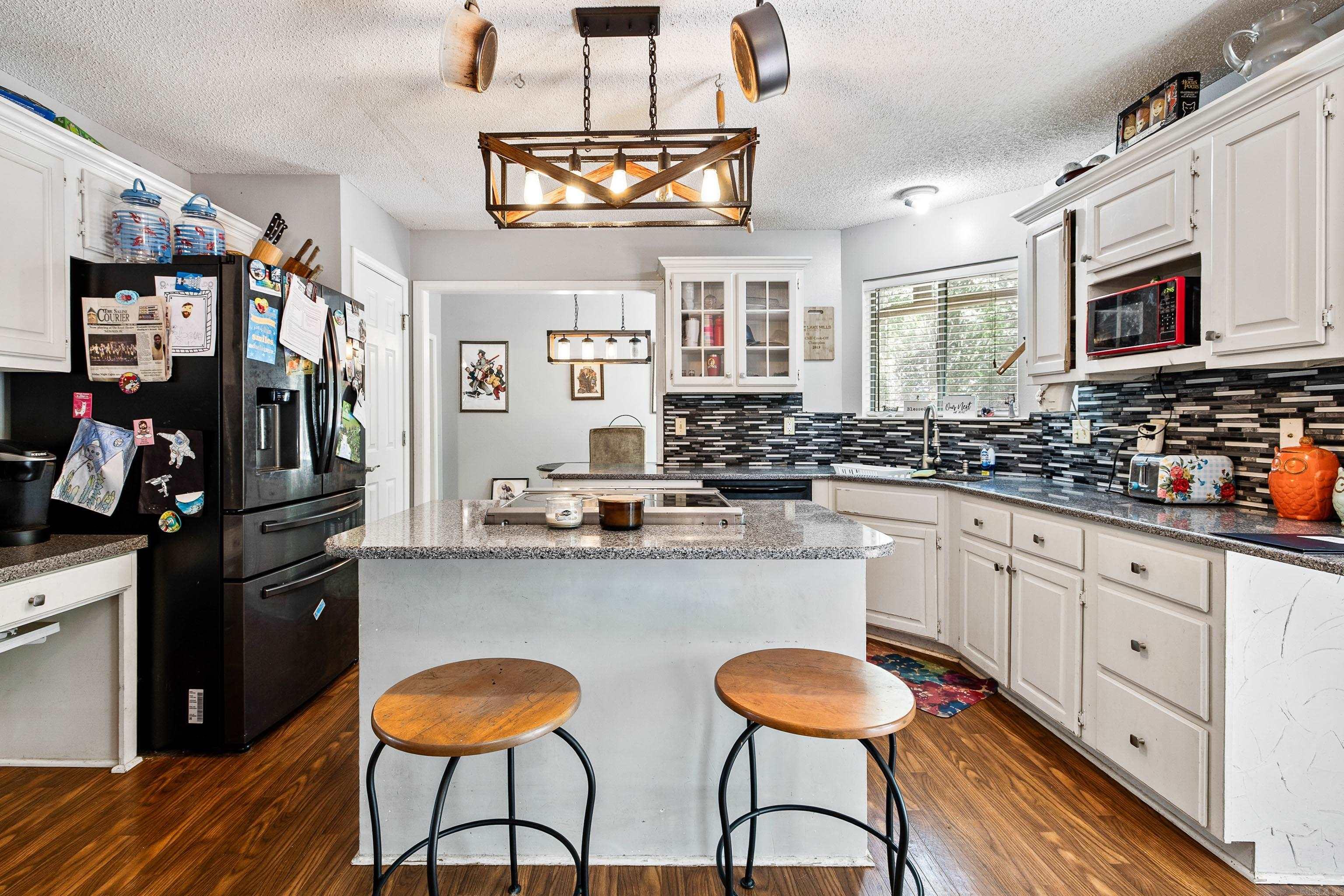 1024 River Oaks  Benton, AR
