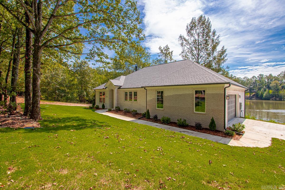 5701 McGee  Benton, AR
