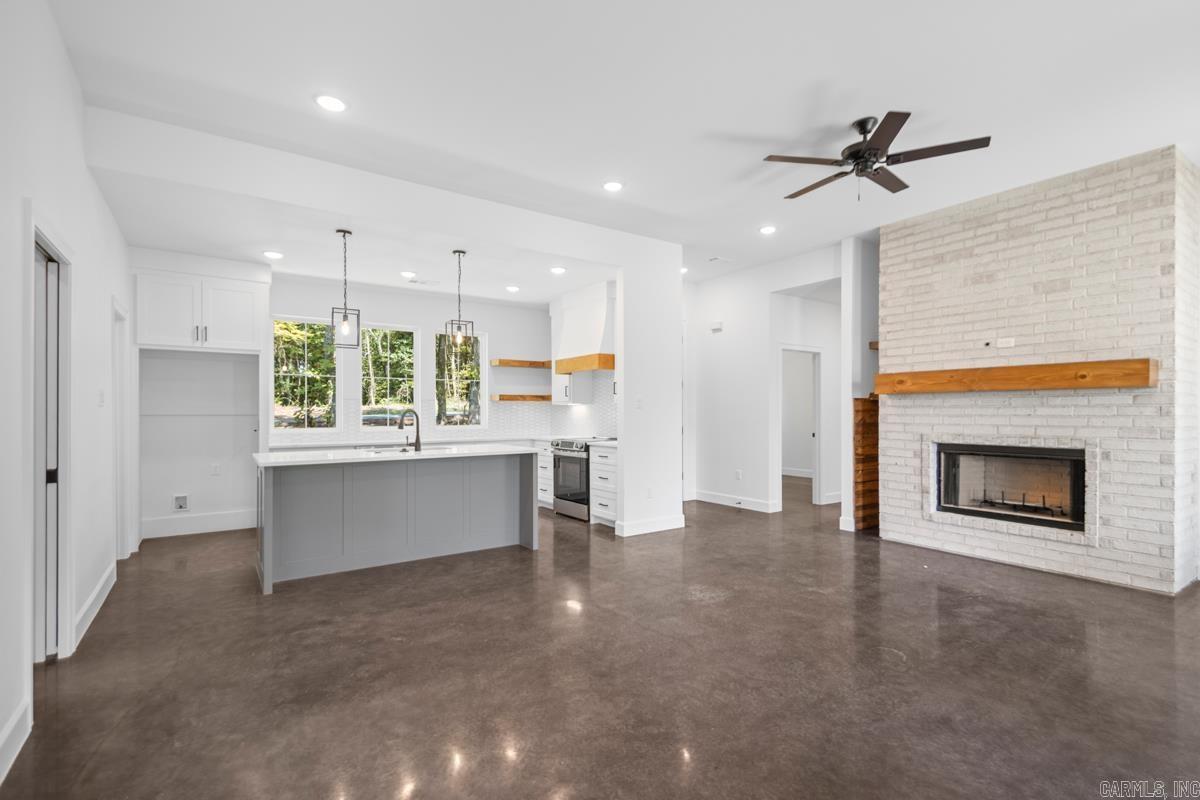 5701 McGee  Benton, AR