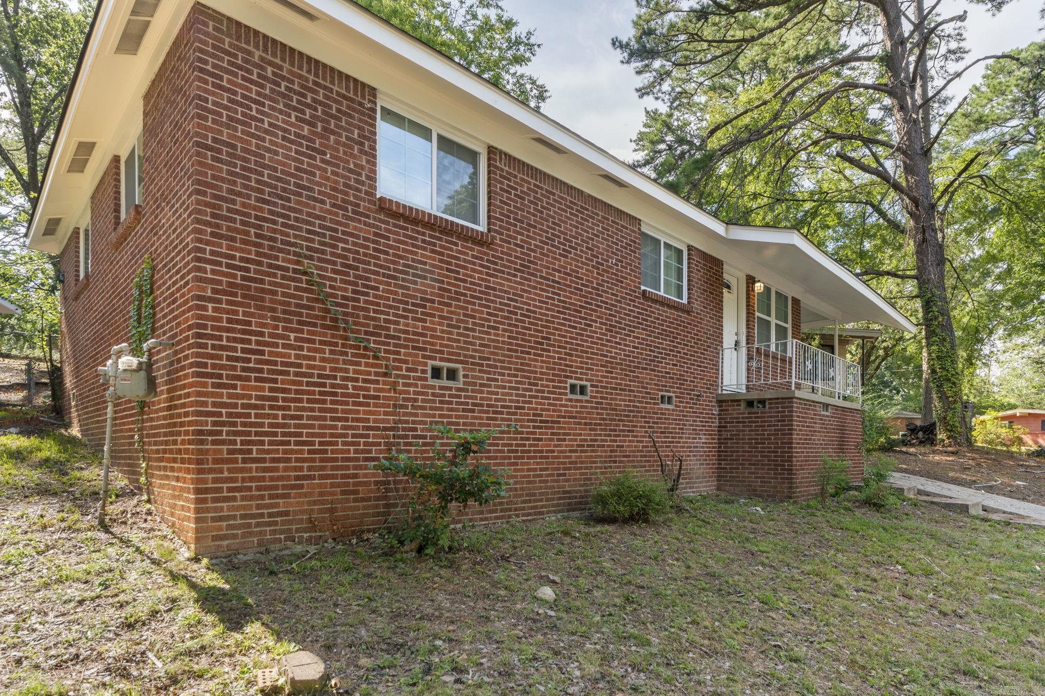 17 Woodcliff  Little Rock, AR