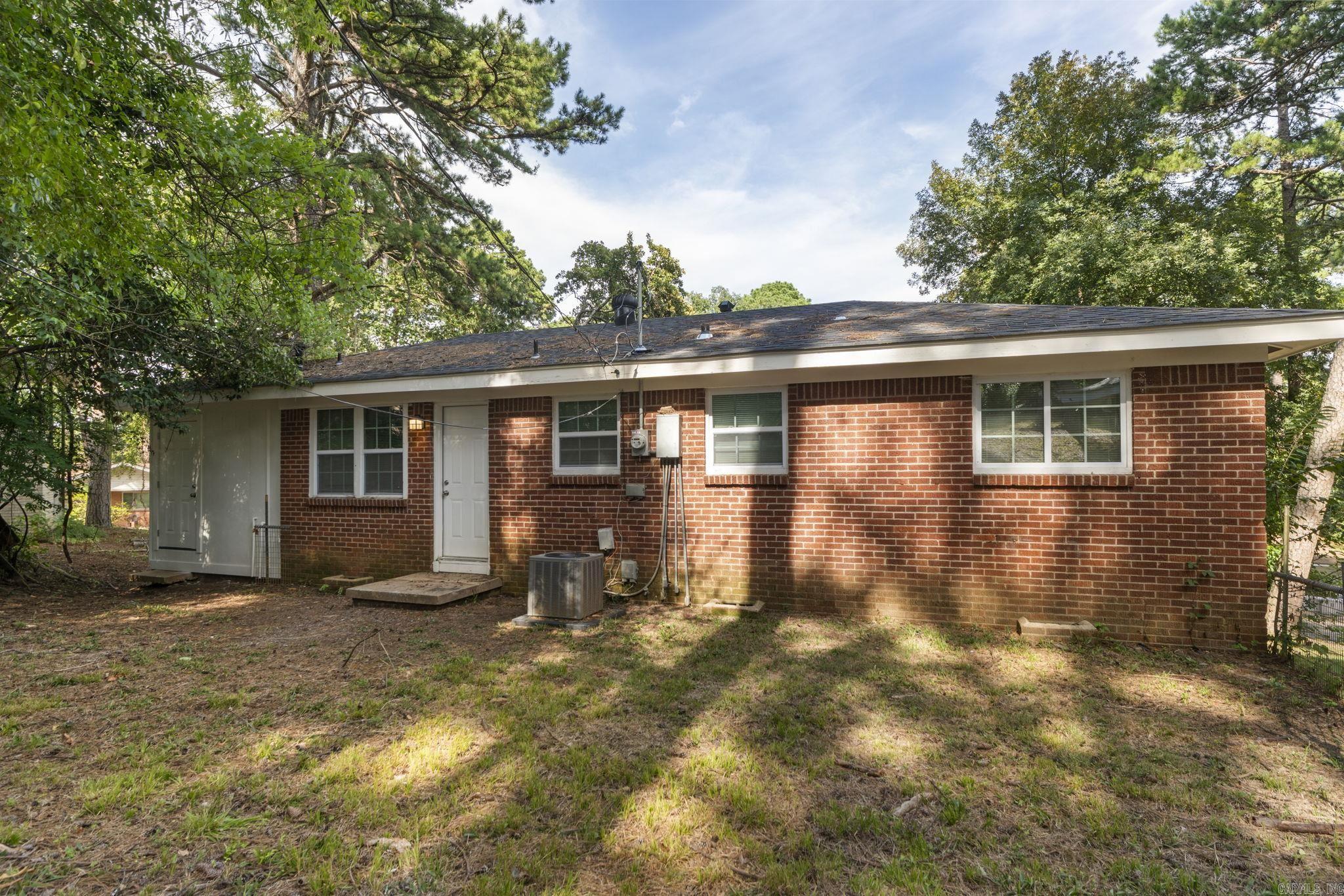 17 Woodcliff  Little Rock, AR