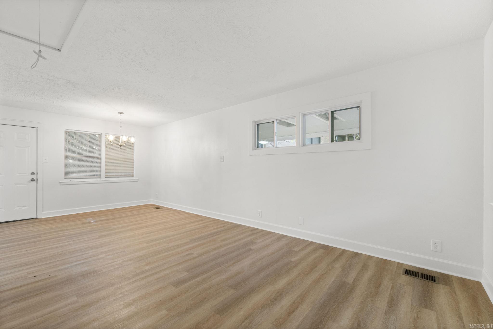 17 Woodcliff  Little Rock, AR