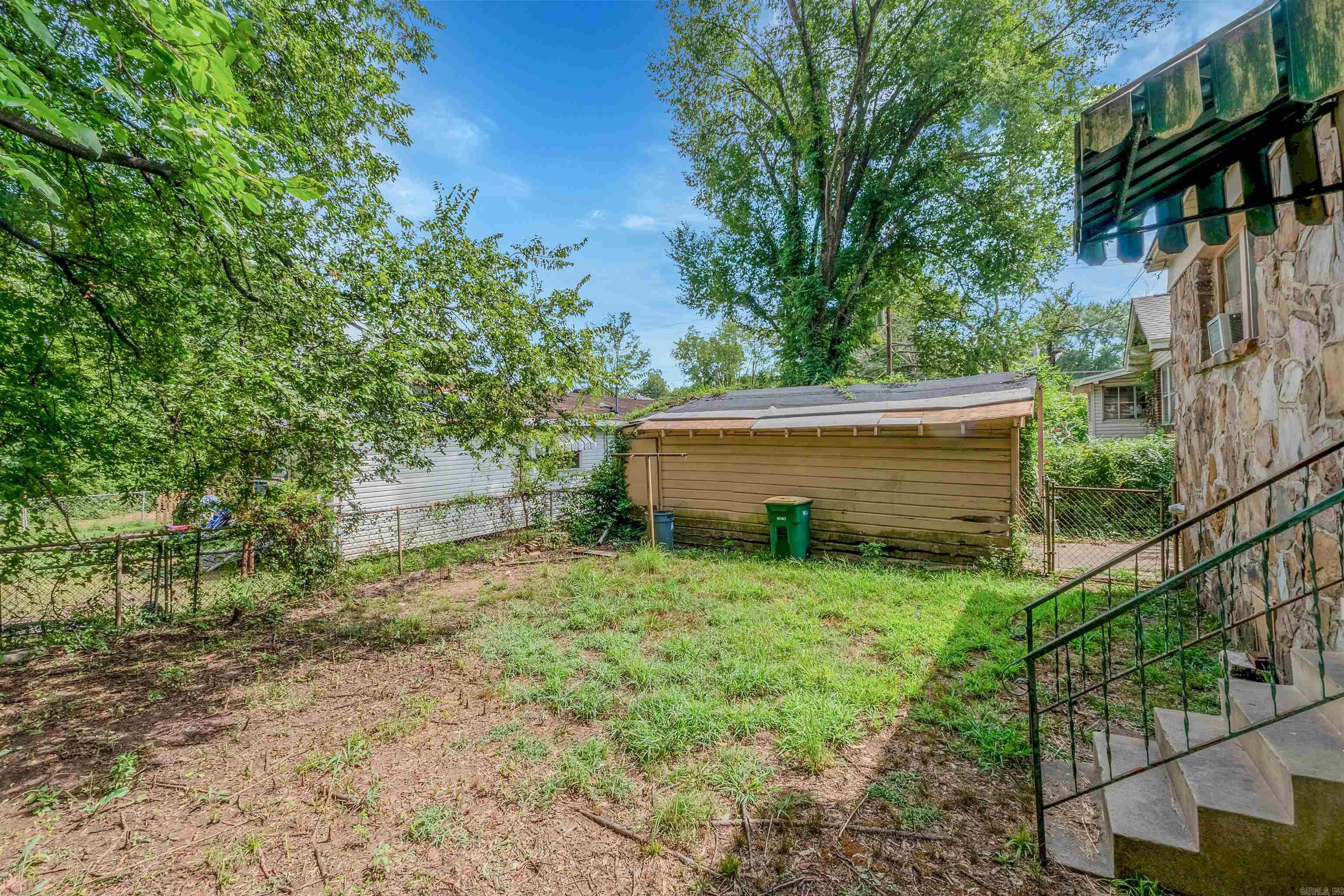 1806 N Poplar St  North Little Rock, AR