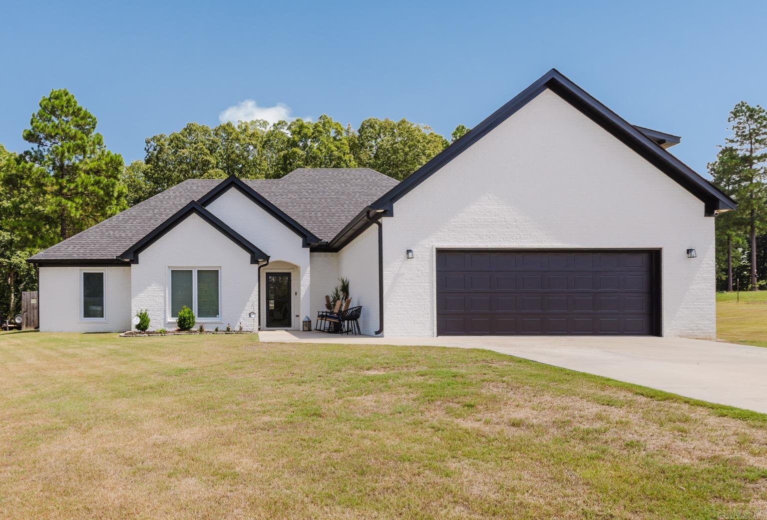 13587 Mars Hill Rd  Bauxite, AR