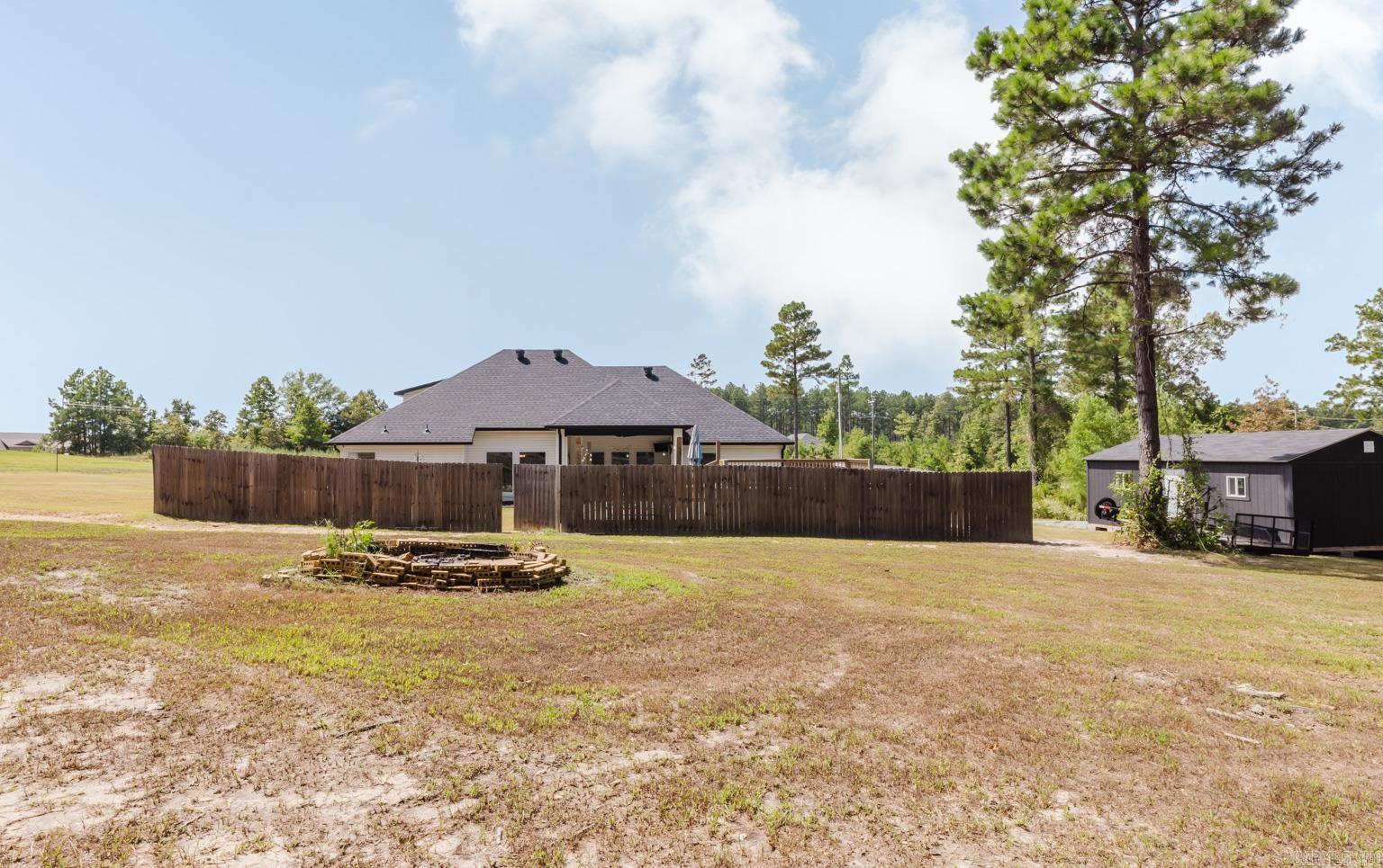 13587 Mars Hill Rd  Bauxite, AR