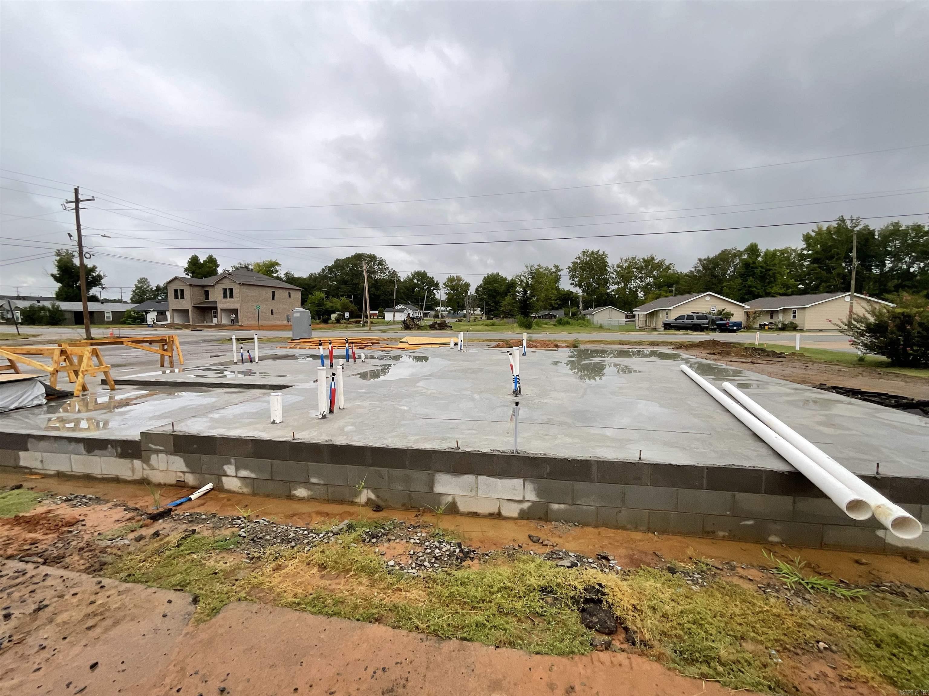 400 & 402 E Center  Jacksonville, AR