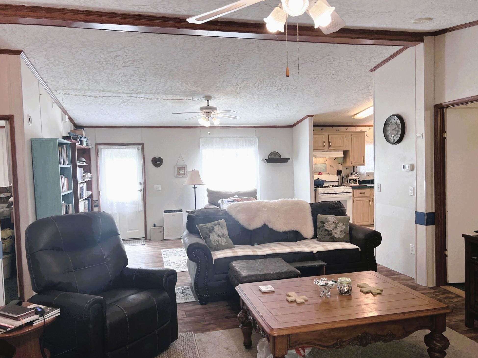 16492 HWY 263  Fox, AR
