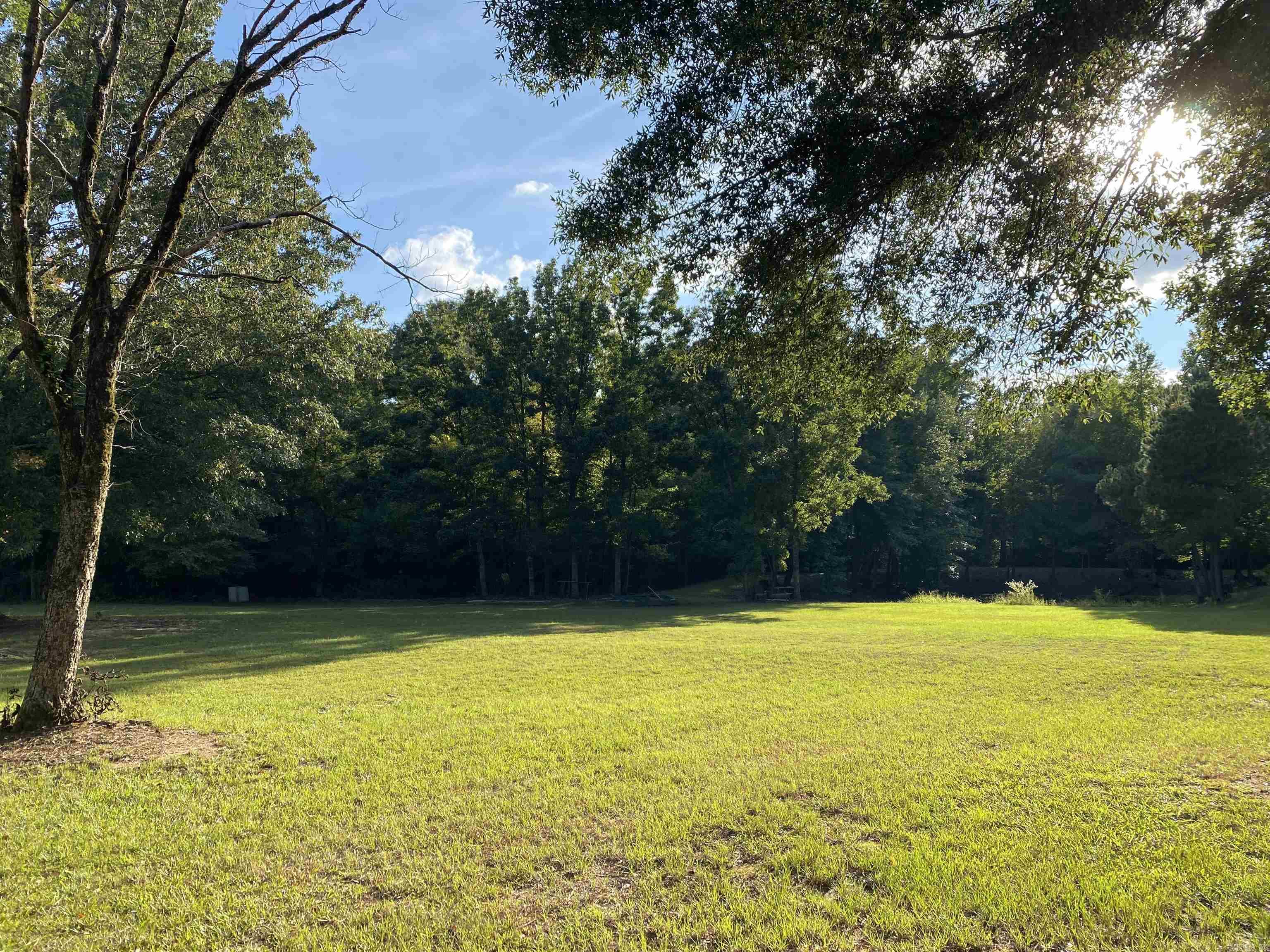 1153 Ashley County Rd 73  Hamburg, AR