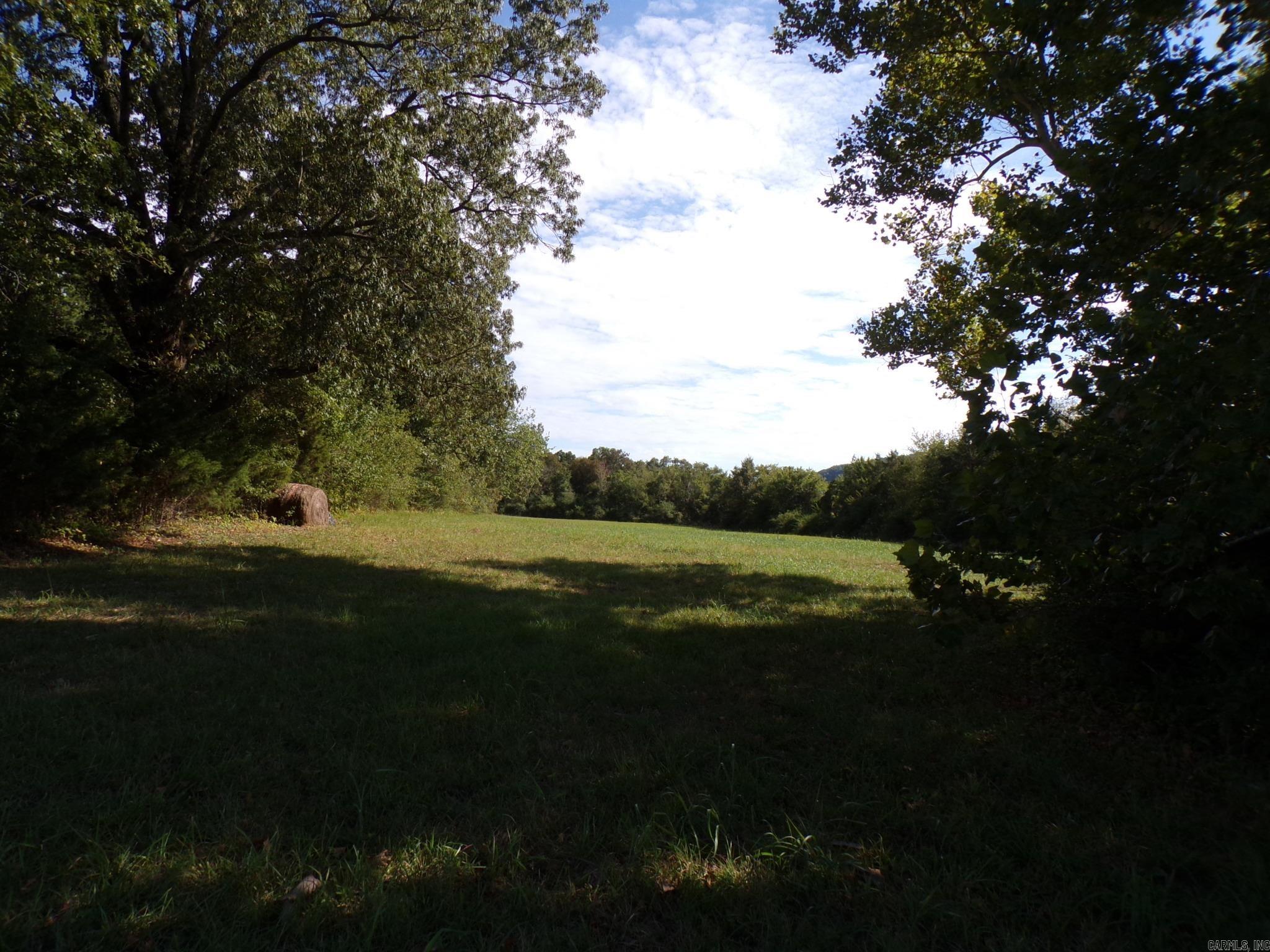 913 E Main  Mountain View, AR