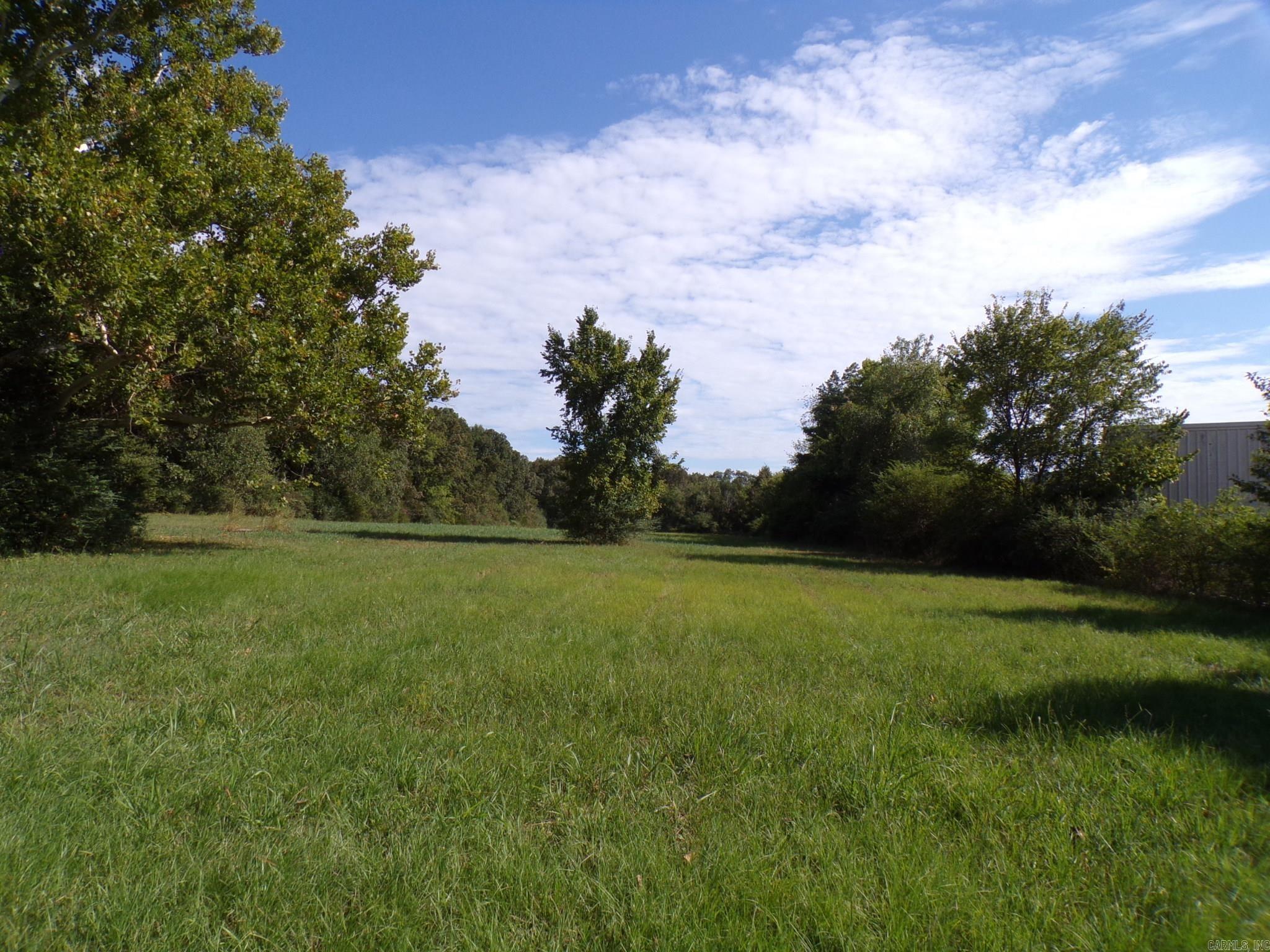 913 E Main  Mountain View, AR