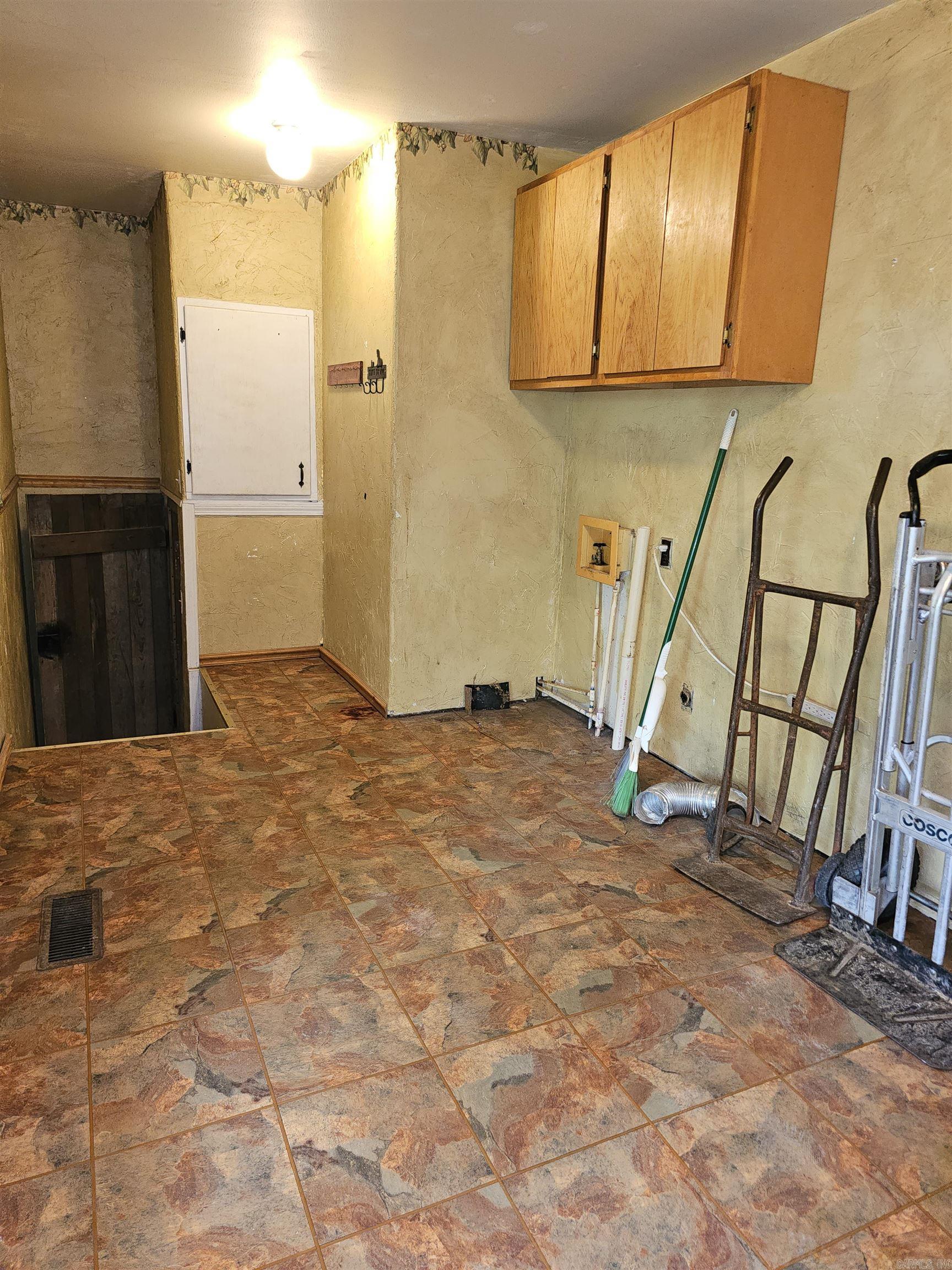 144 Polk Road 32  Cove, AR