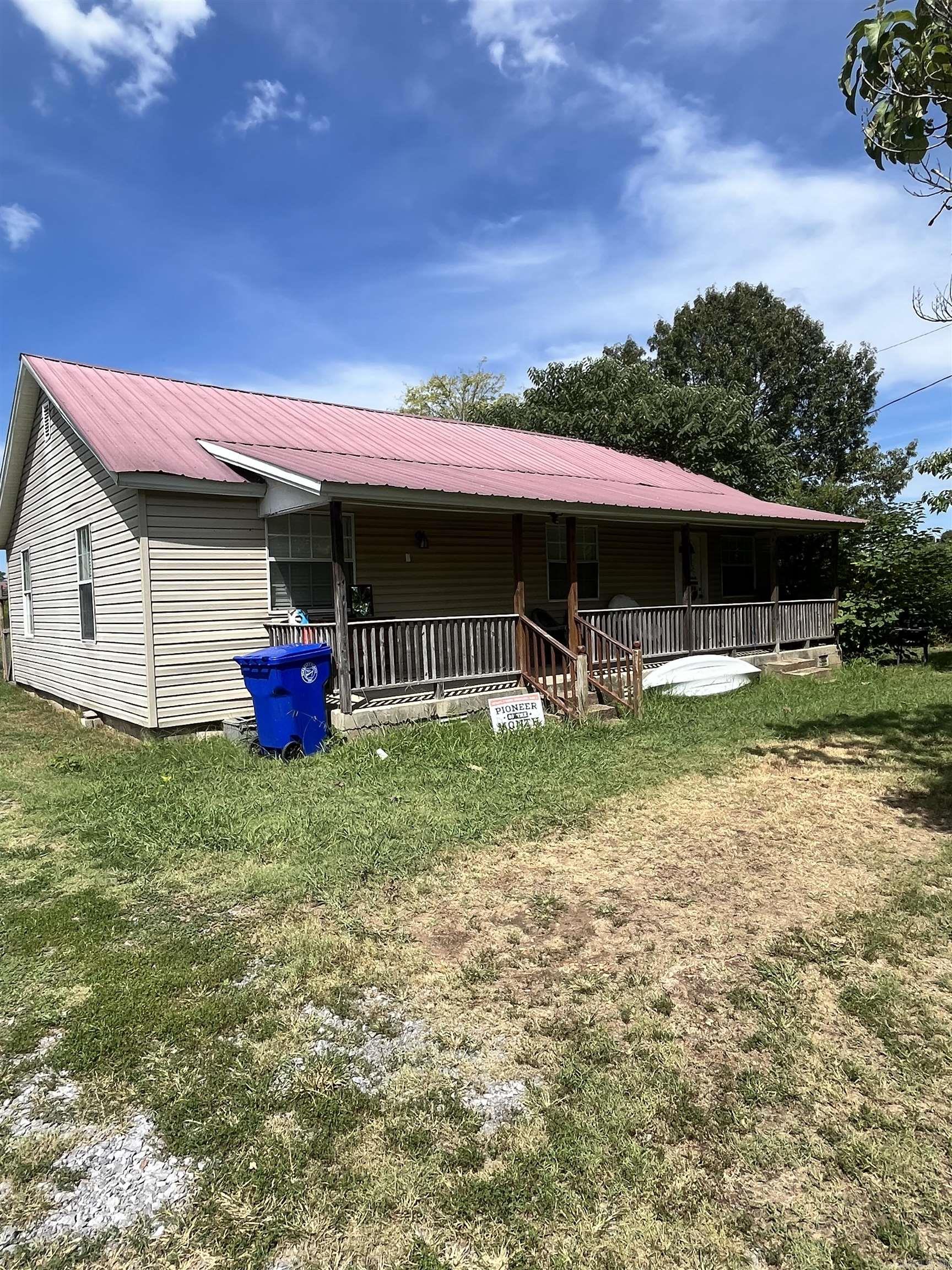 5740 Blackland  Pleasant Plains, AR
