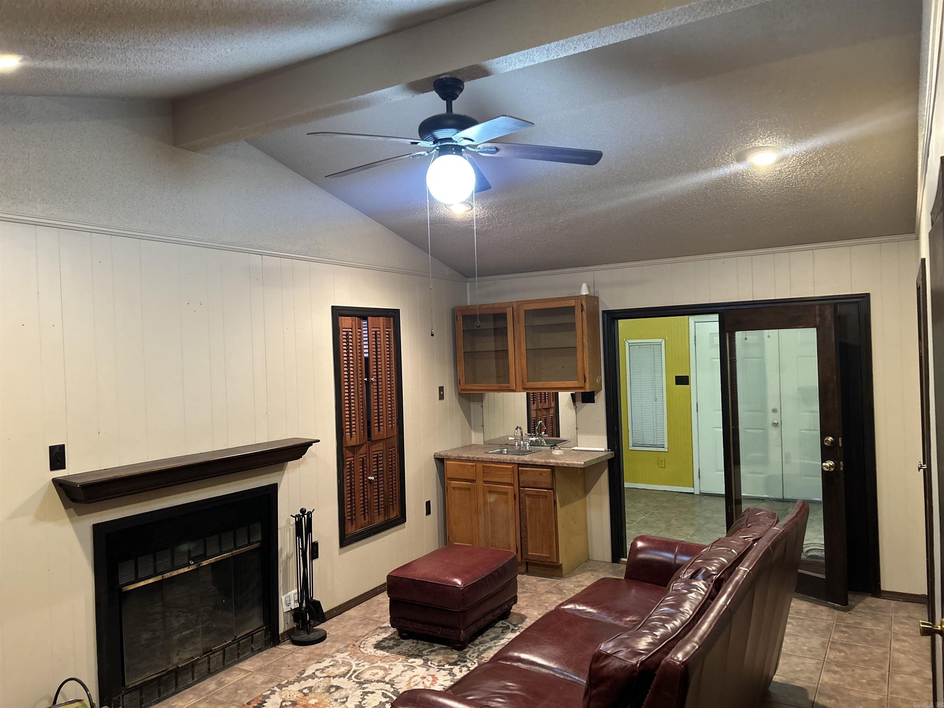 1906 W 21st Ave  Pine Bluff, AR