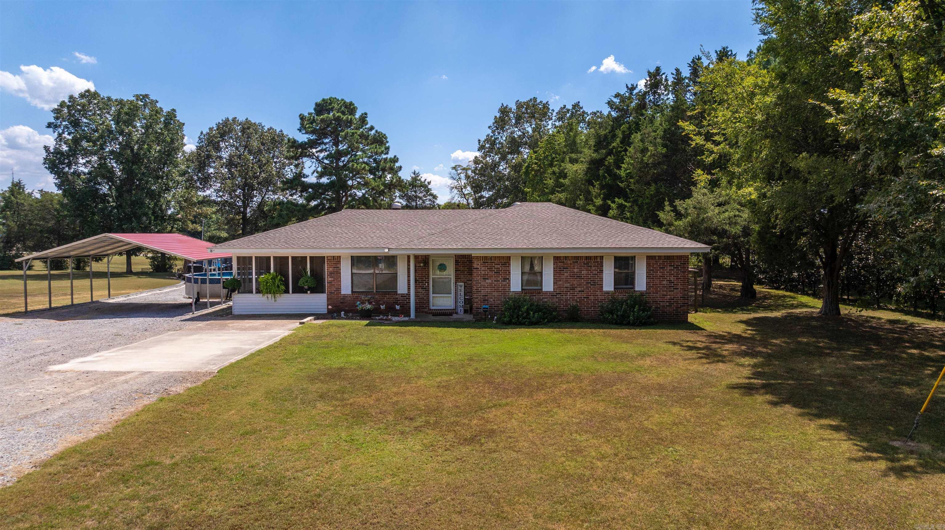 749 Molly  Newark, AR