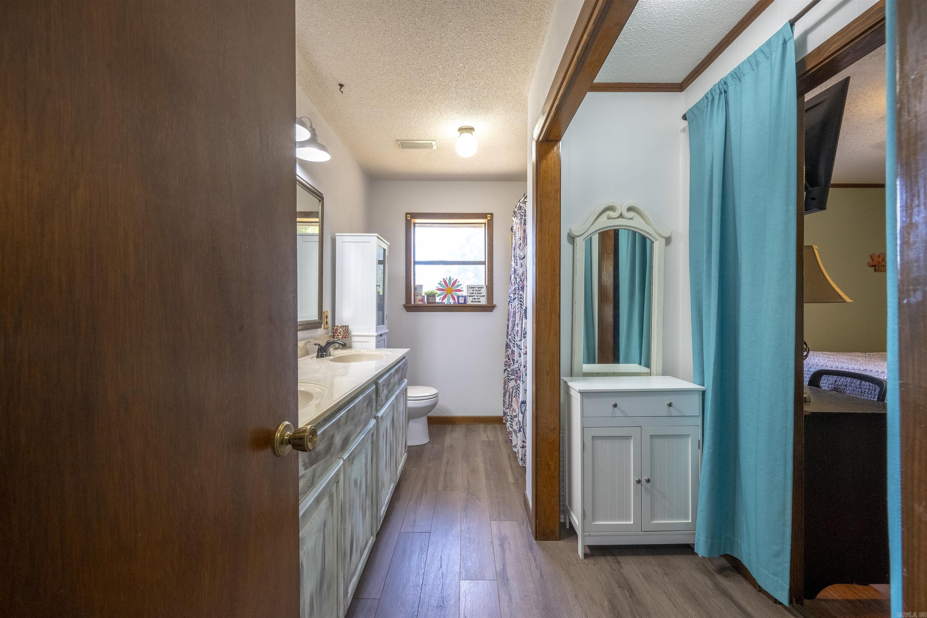 749 Molly  Newark, AR