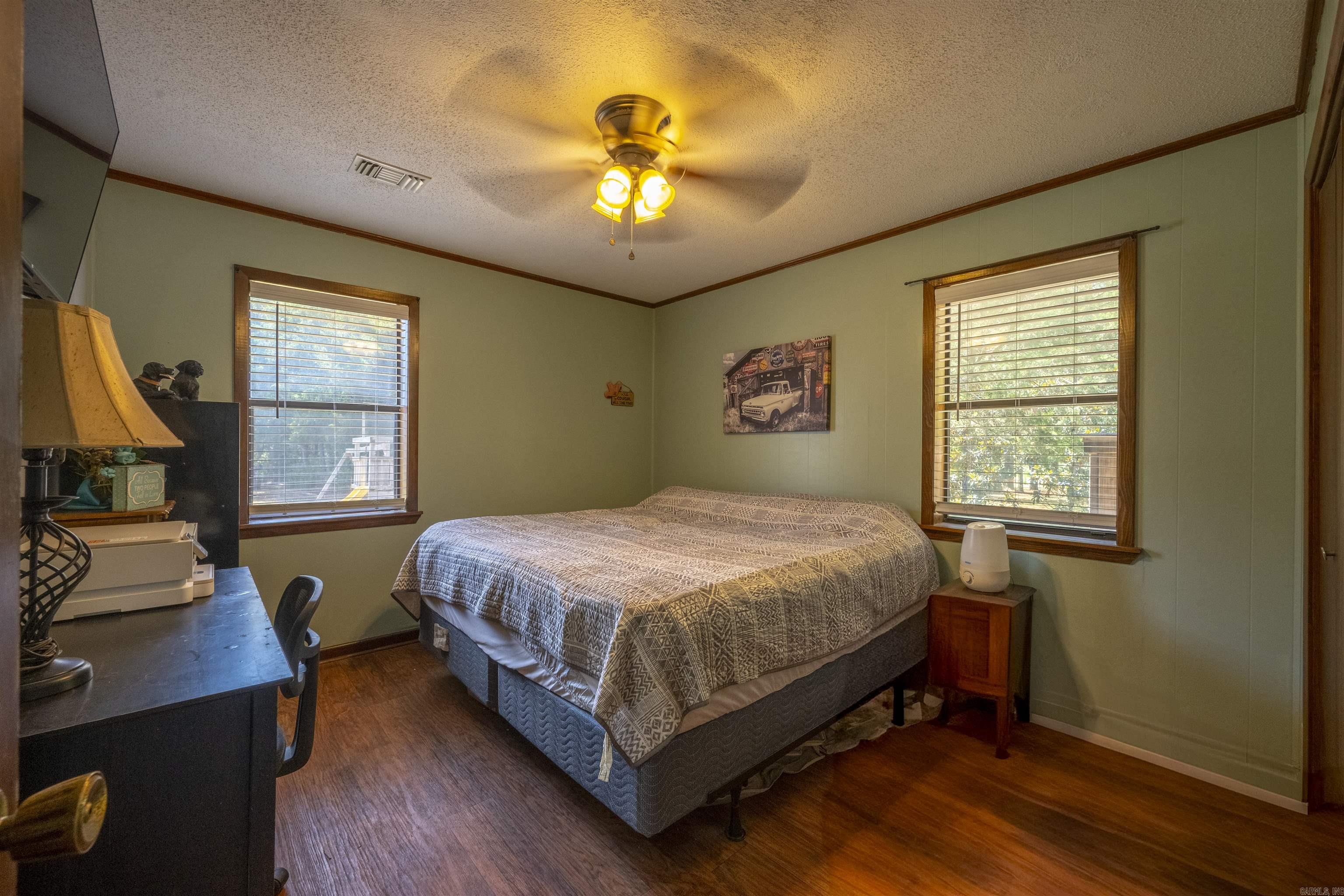 749 Molly  Newark, AR
