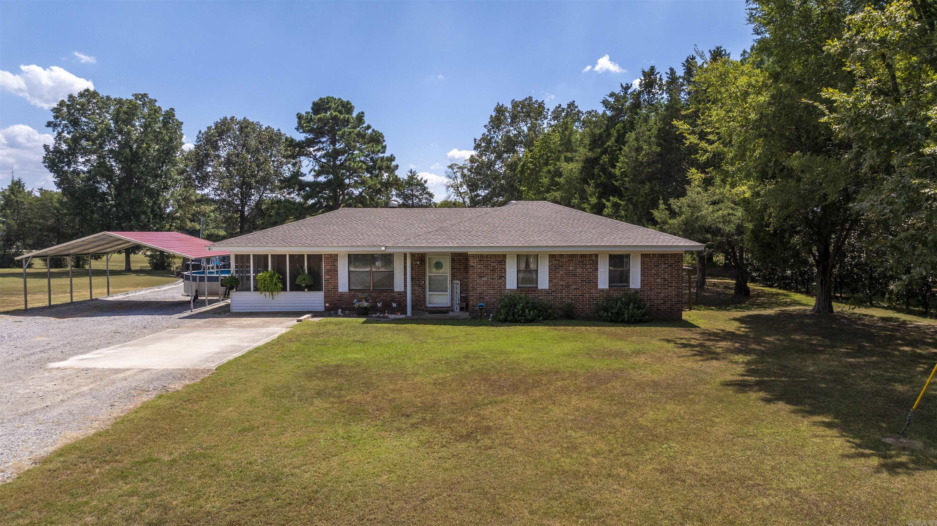749 Molly  Newark, AR