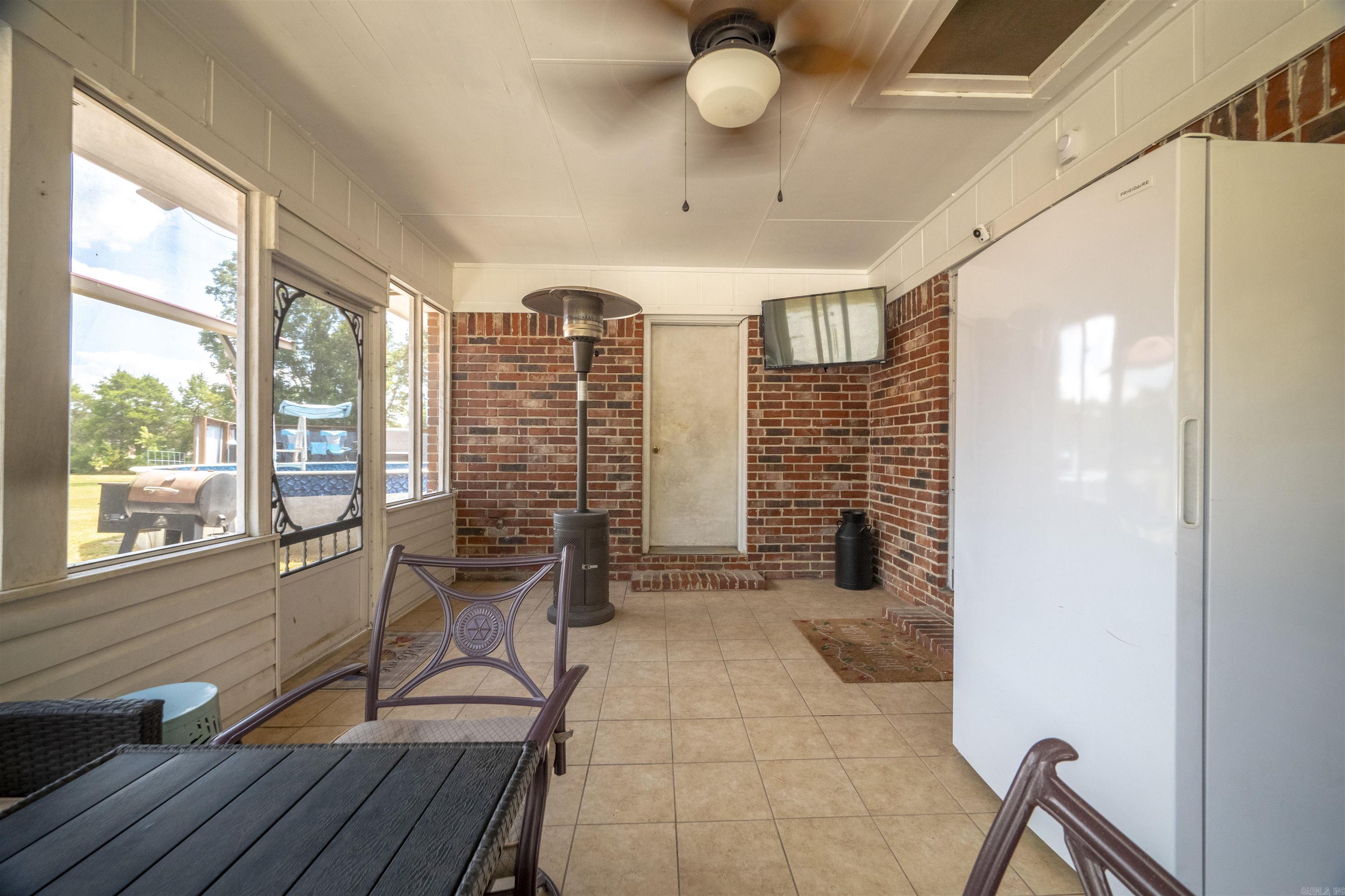 749 Molly  Newark, AR