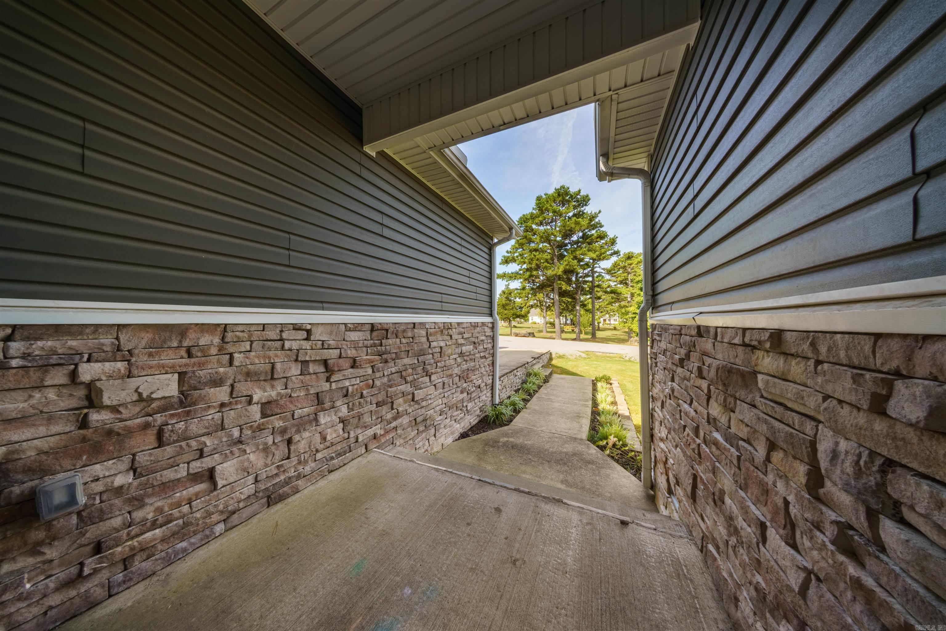 8 Joseph Ln  Cave City, AR