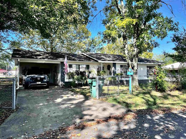 505  Pine St  Pangburn, AR