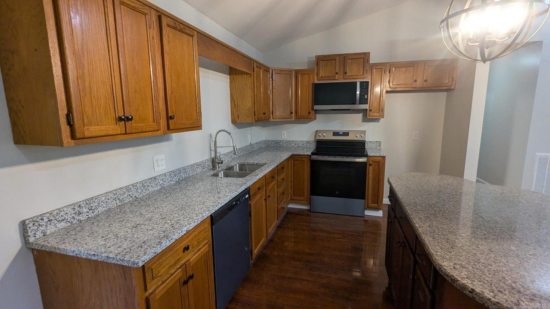 5710 Whit  Batesville, AR