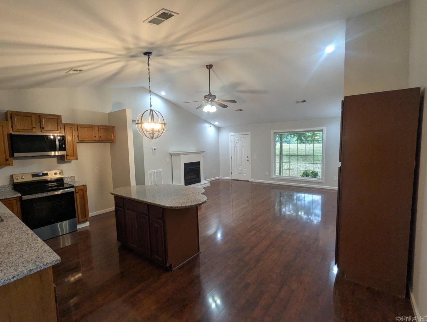5710 Whit  Batesville, AR