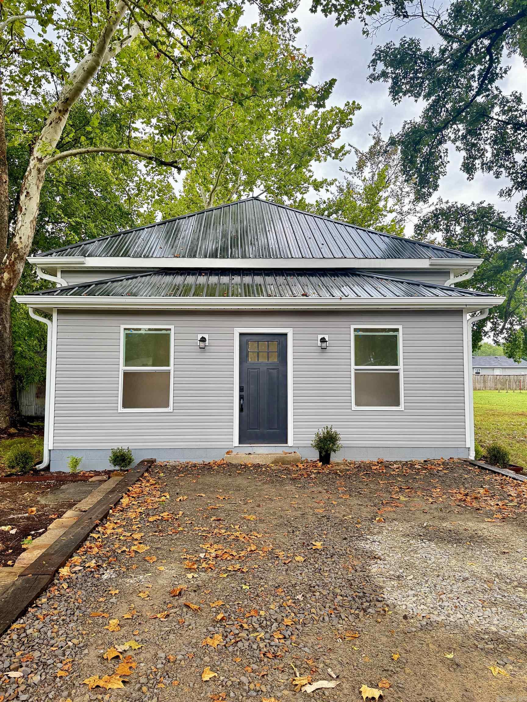 208 11Th St  Scranton, AR