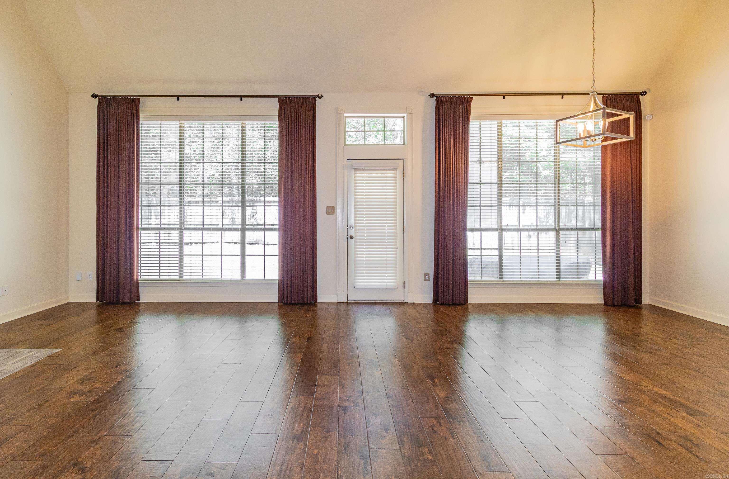 2820 Mossy Creek  Little Rock, AR