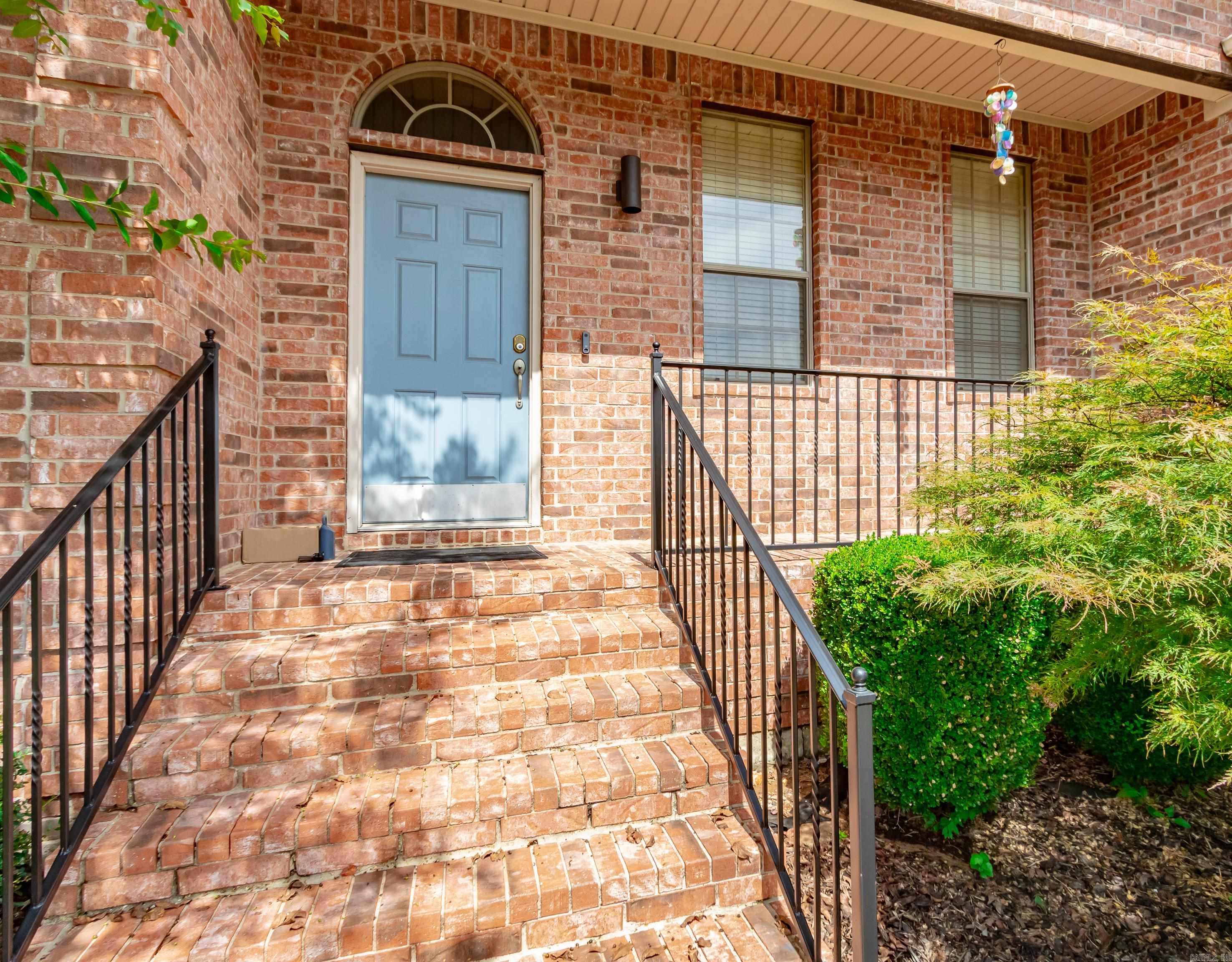 2820 Mossy Creek  Little Rock, AR
