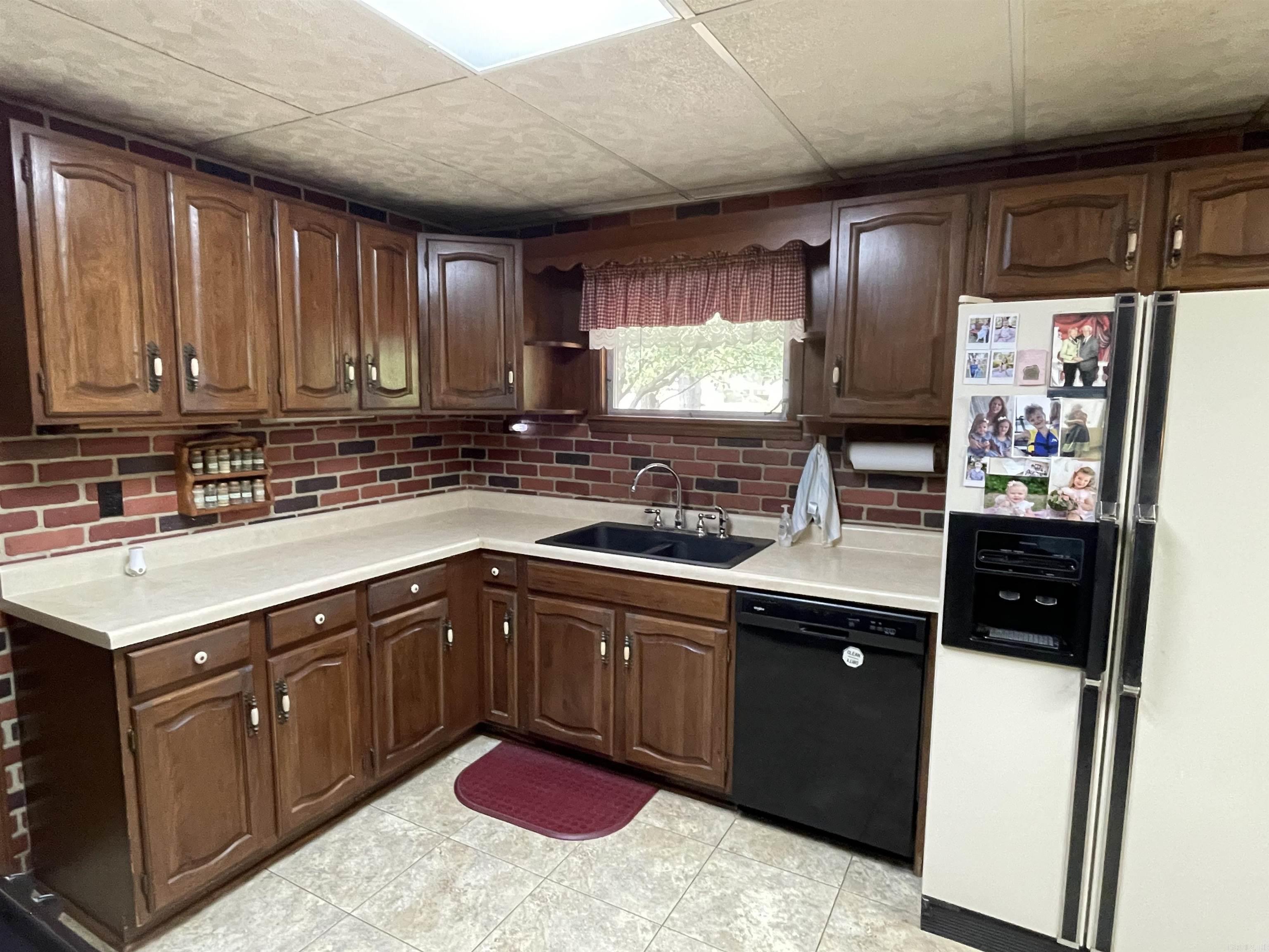 3700 E Greenway  Pine Bluff, AR