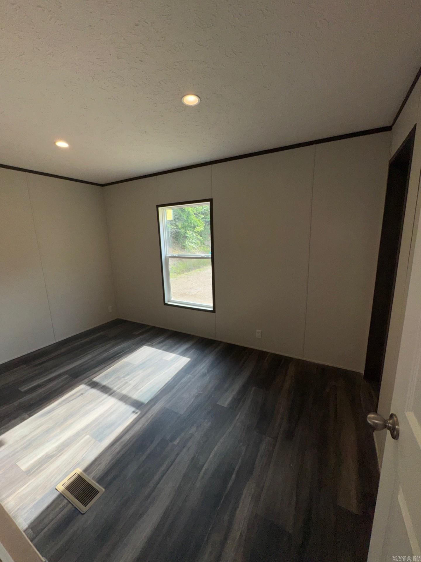 137 Parkshores circle  Hot Springs, AR