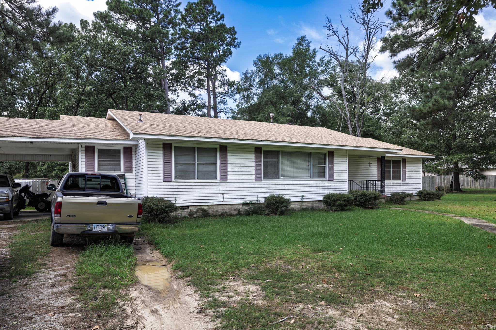 110 S 10Th  Gurdon, AR