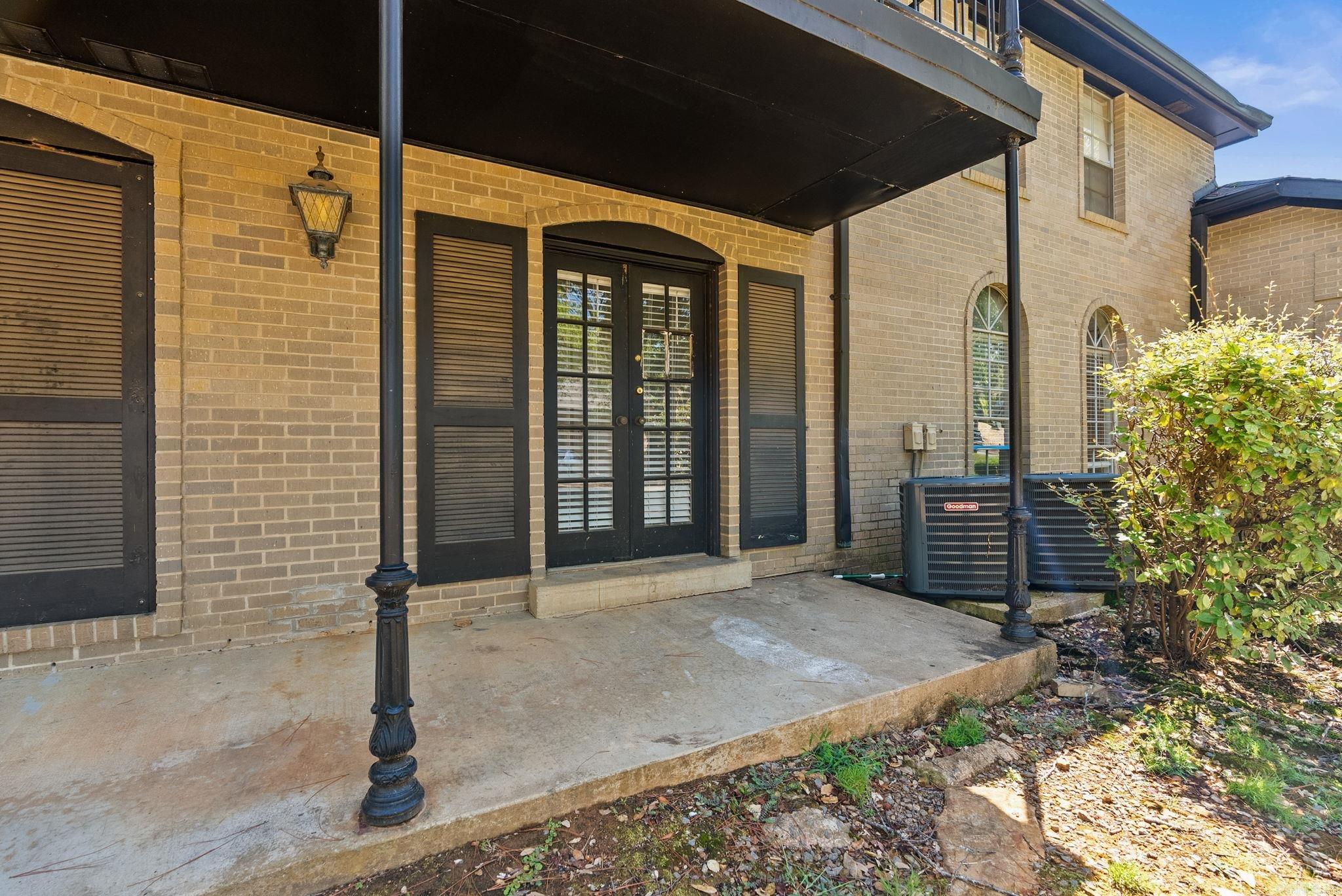 1601 N Bryant  Little Rock, AR