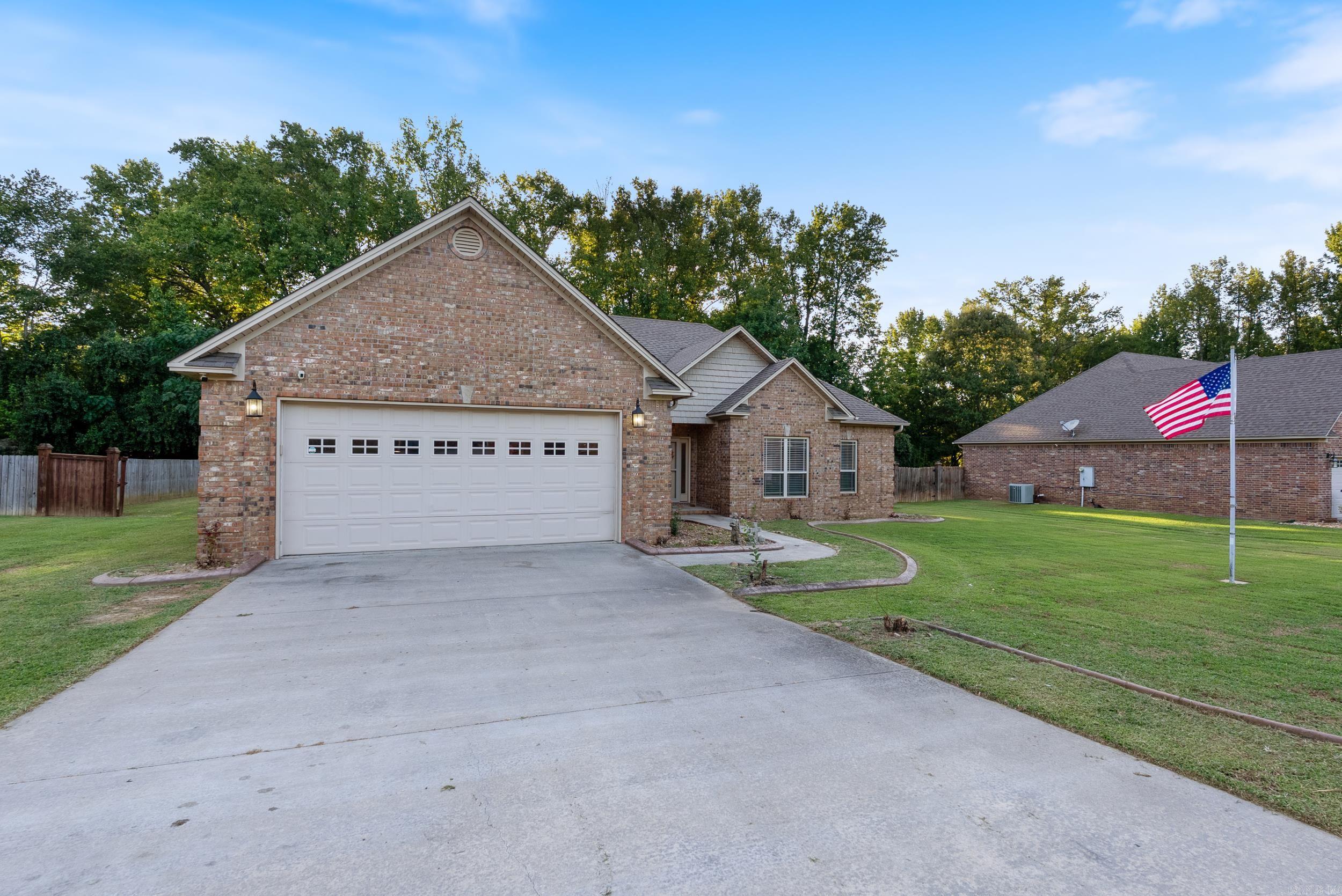 104 Cedar Fence  Beebe, AR