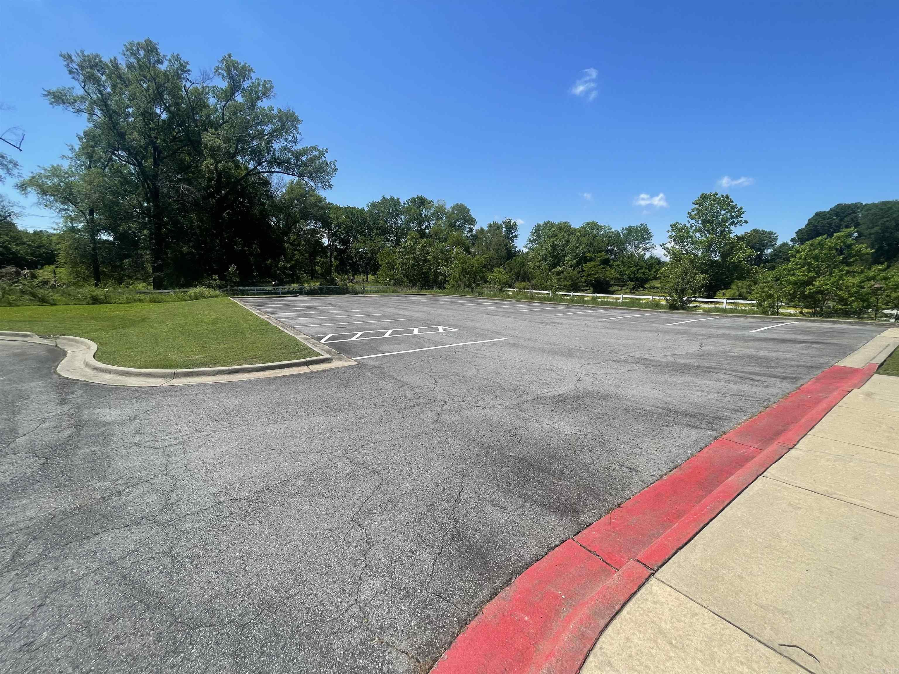 221 E German  Conway, AR