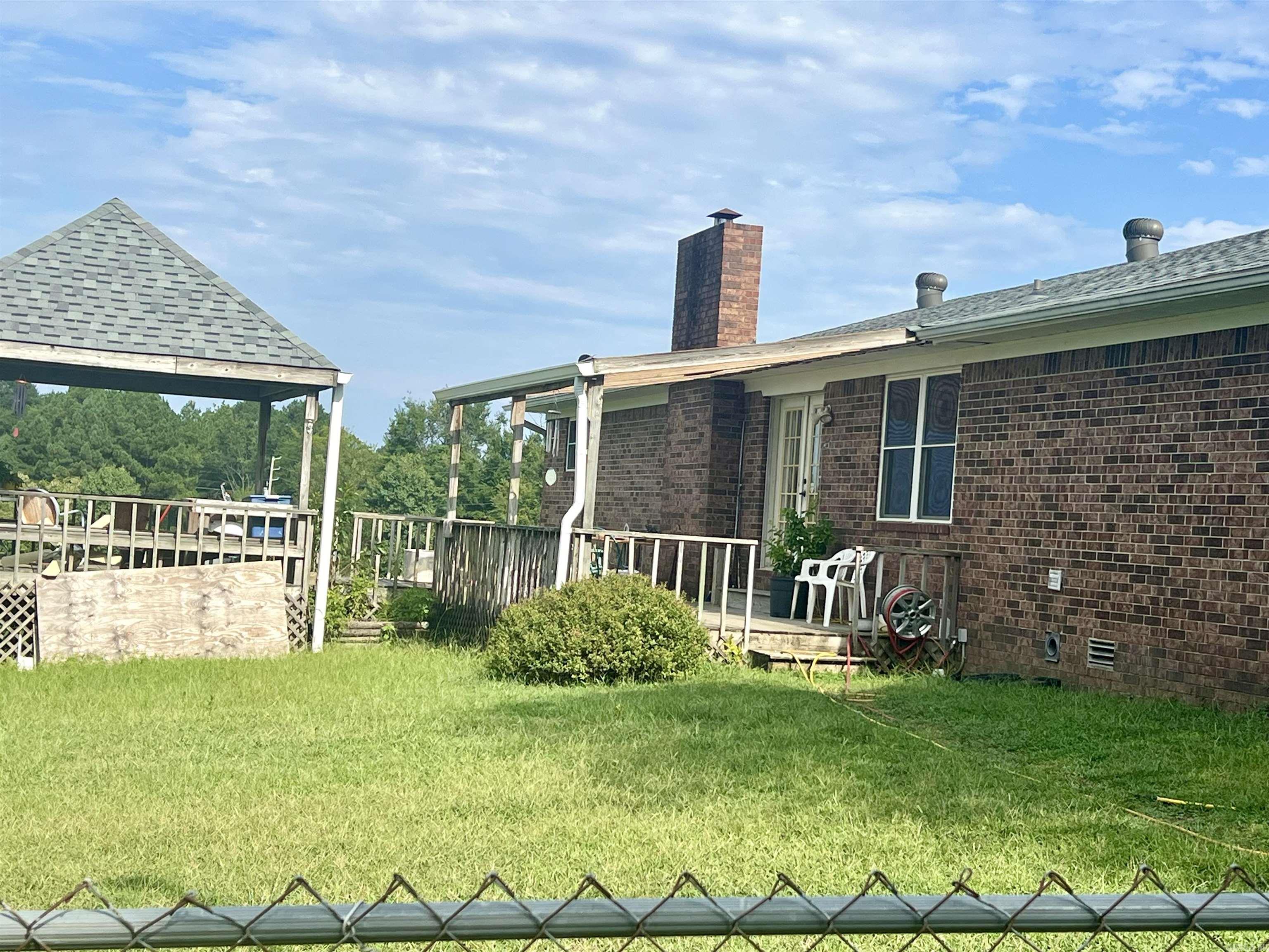1694 Amity rd  Hot Springs, AR