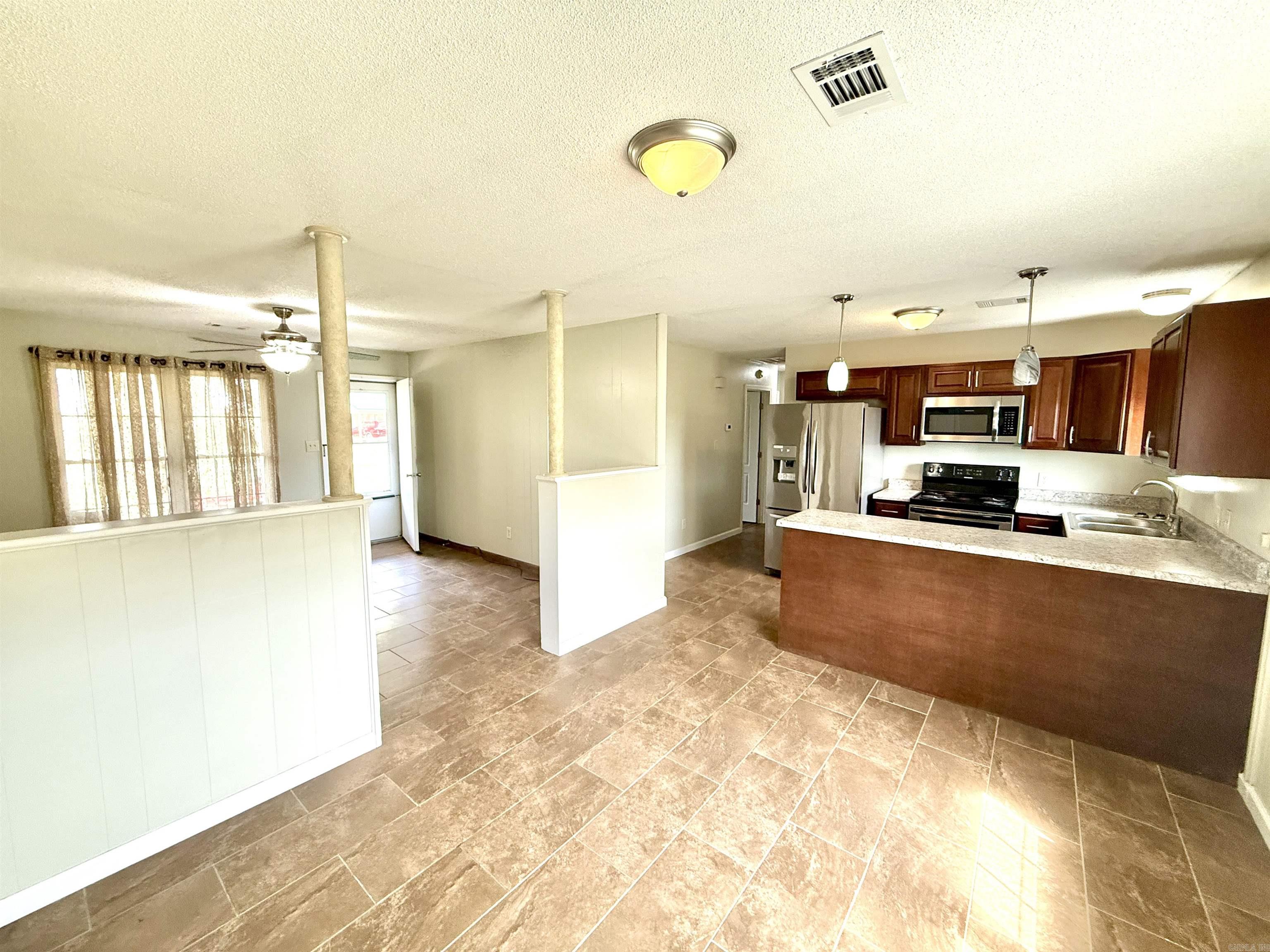 218 Cherry  Lake City, AR
