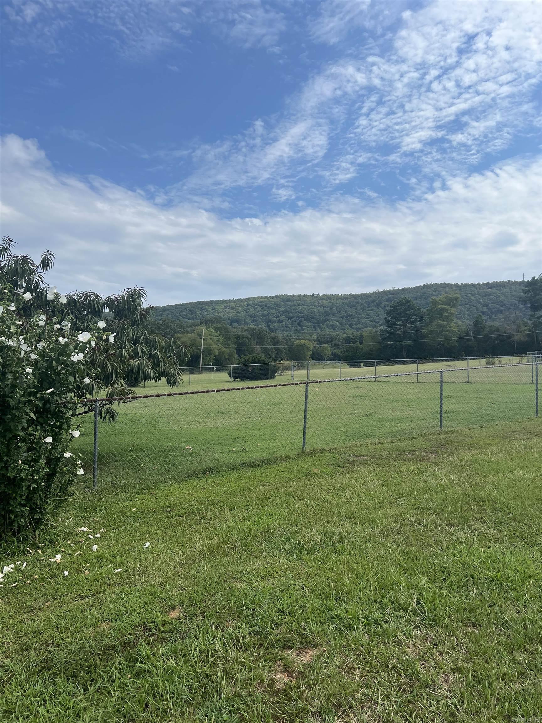 1694 Amity  Hot Springs, AR