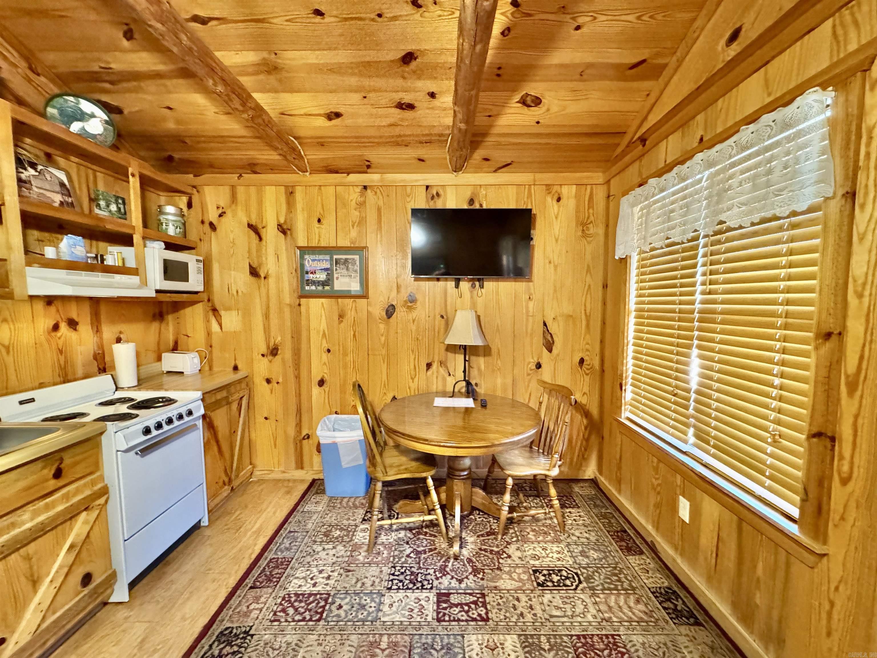 417-6 Cabin Circle  Mountain View, AR