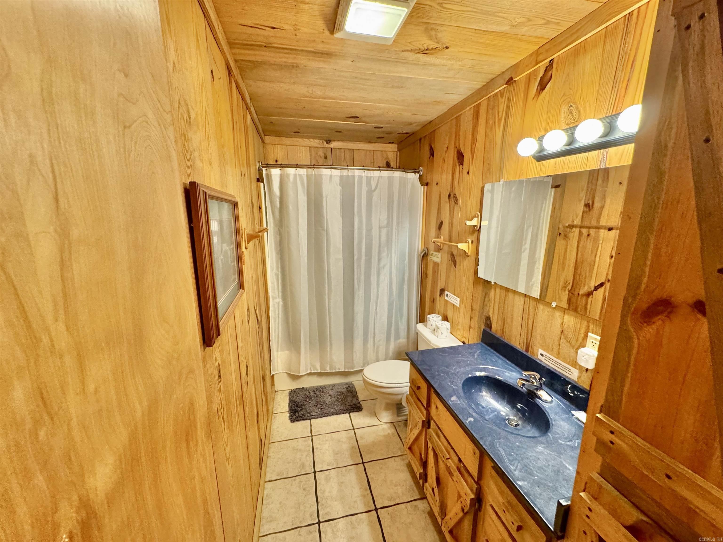 417-6 Cabin Circle  Mountain View, AR