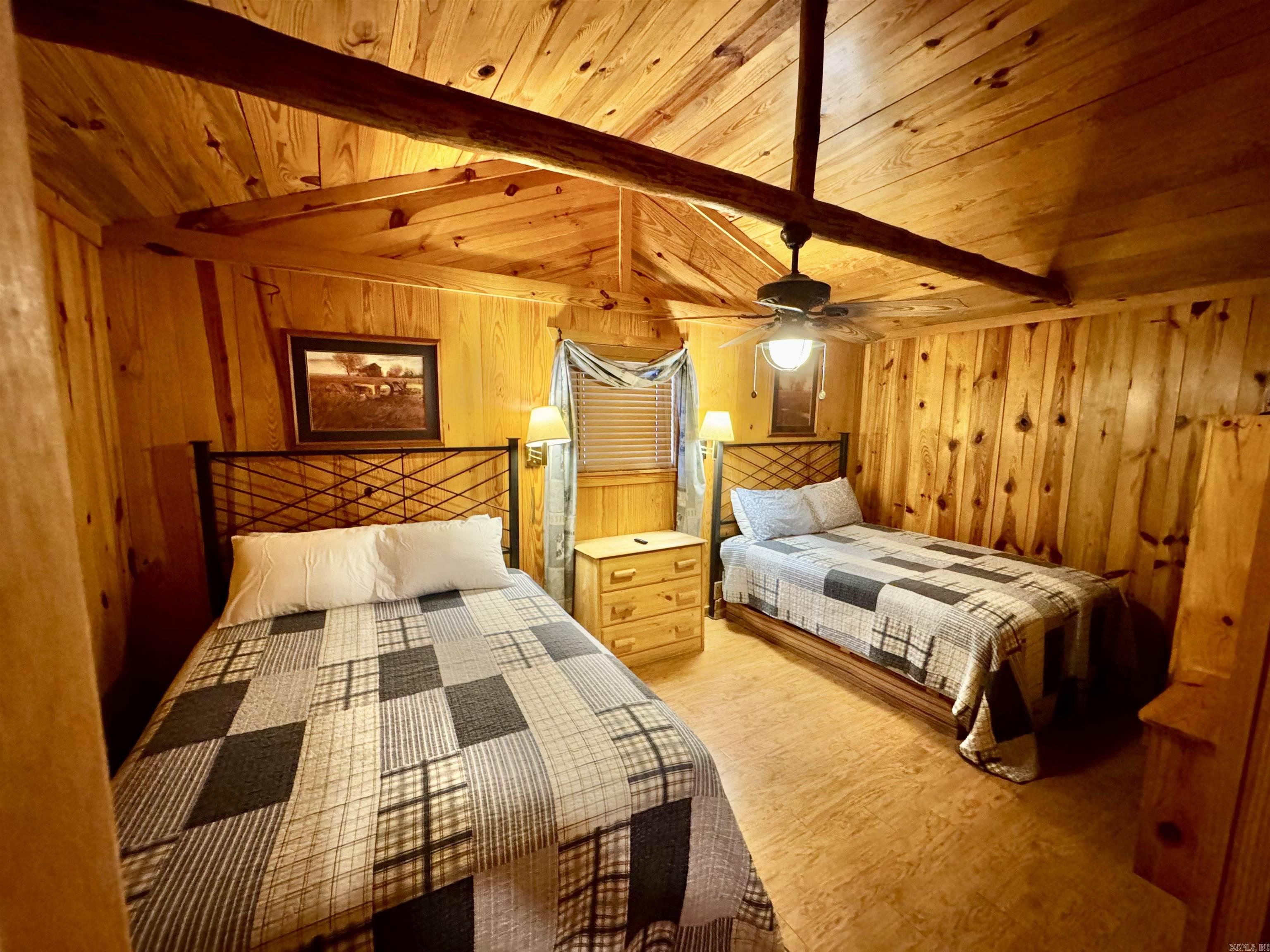 417-6 Cabin Circle  Mountain View, AR