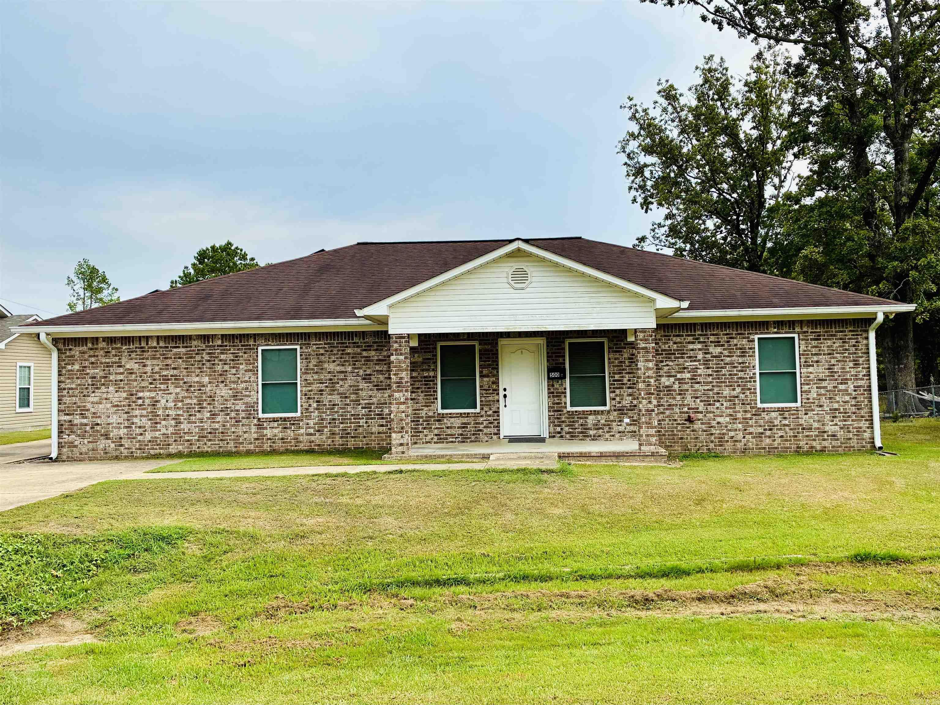 500 E Ingram Street  Camden, AR
