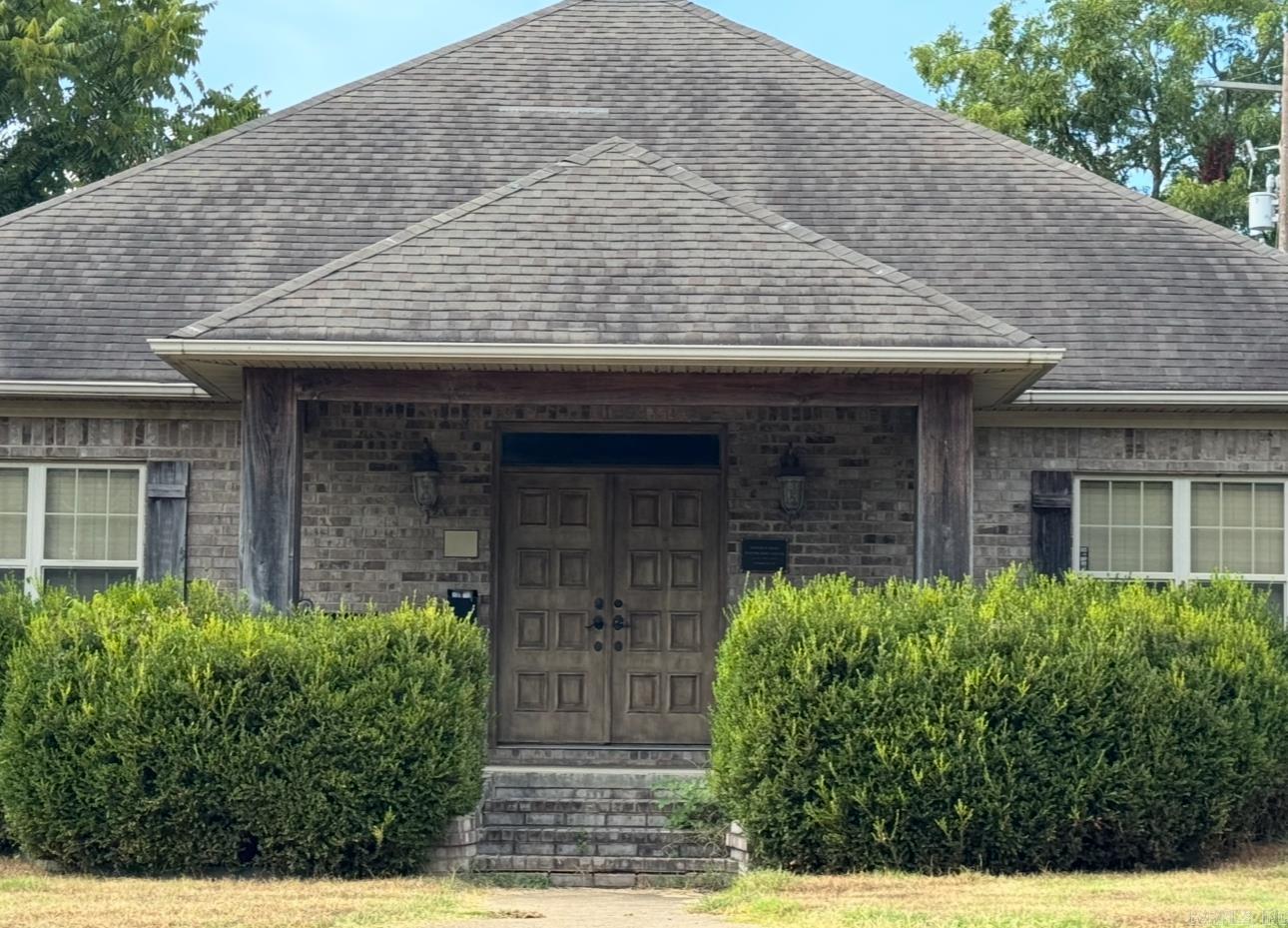 415 E Cross  Forrest City, AR